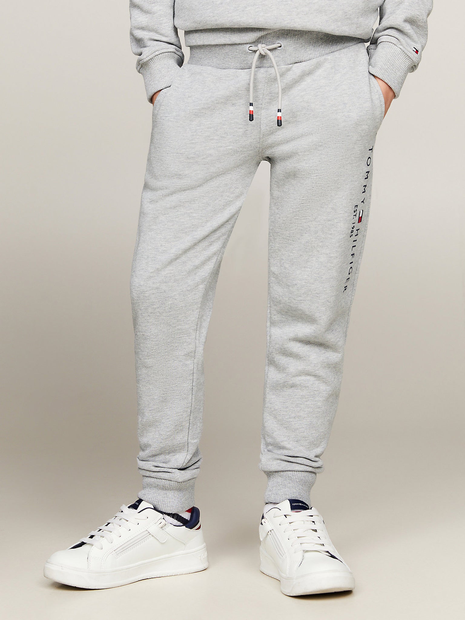 Παιδικό παντελόνι φόρμας ESSENTIAL SWEATPANTS KS0KS00214P01 | KS0KS00214P01