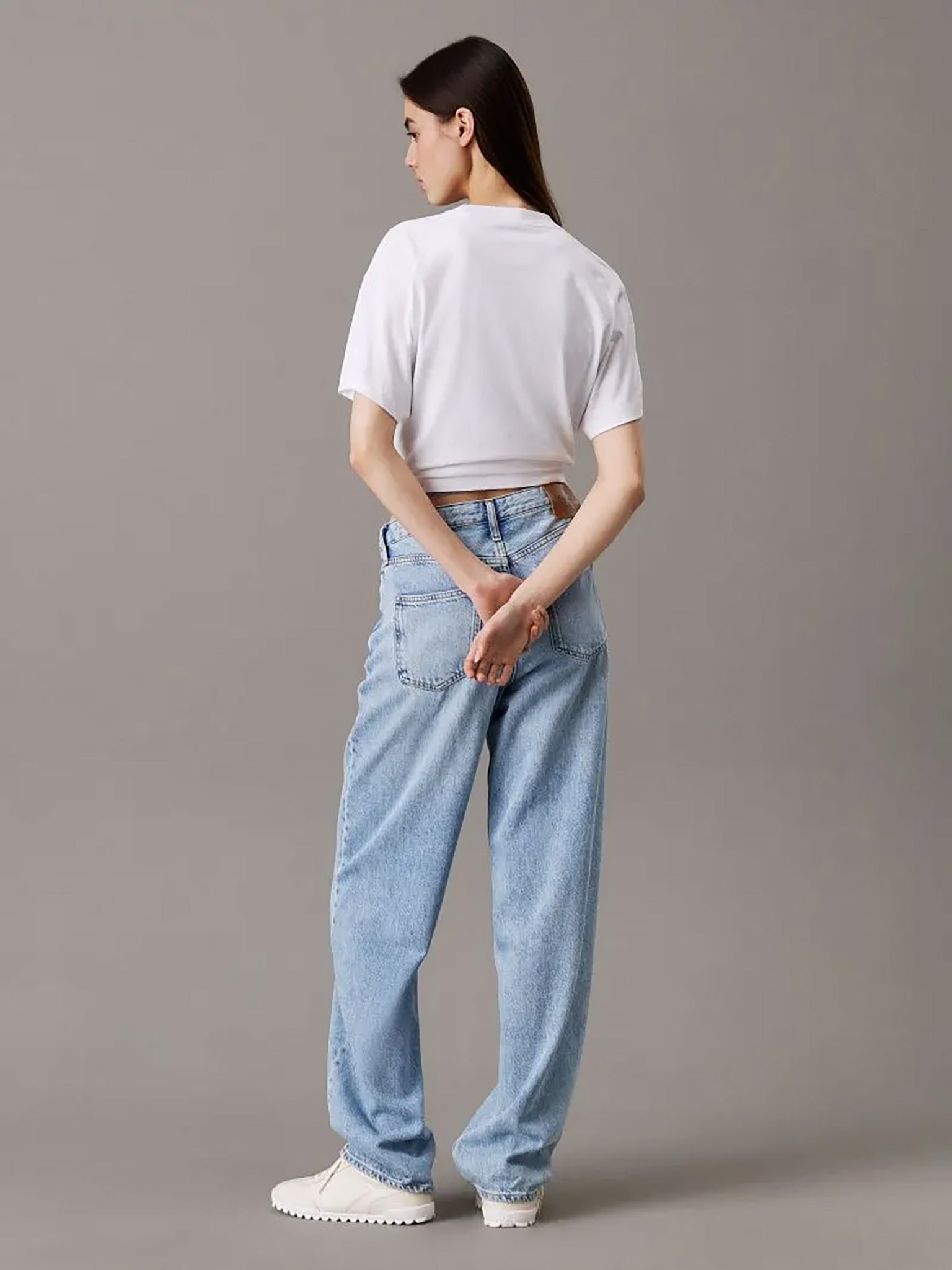 Γυναικείο t-shirt crop SS BOXY CK CREST CROP POCKET TEE LV047B847GYAA | LV047B847GYAA