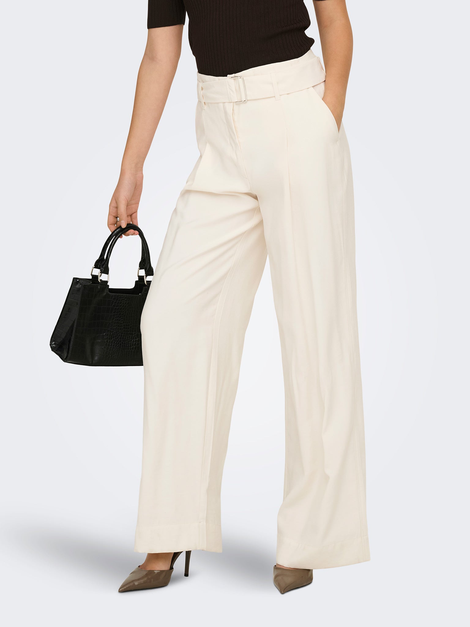 Γυναικείο παντελόνι με ζώνη ONLTILA LIFE HW BELT WIDE PANT TLR 15367390 | 15367390