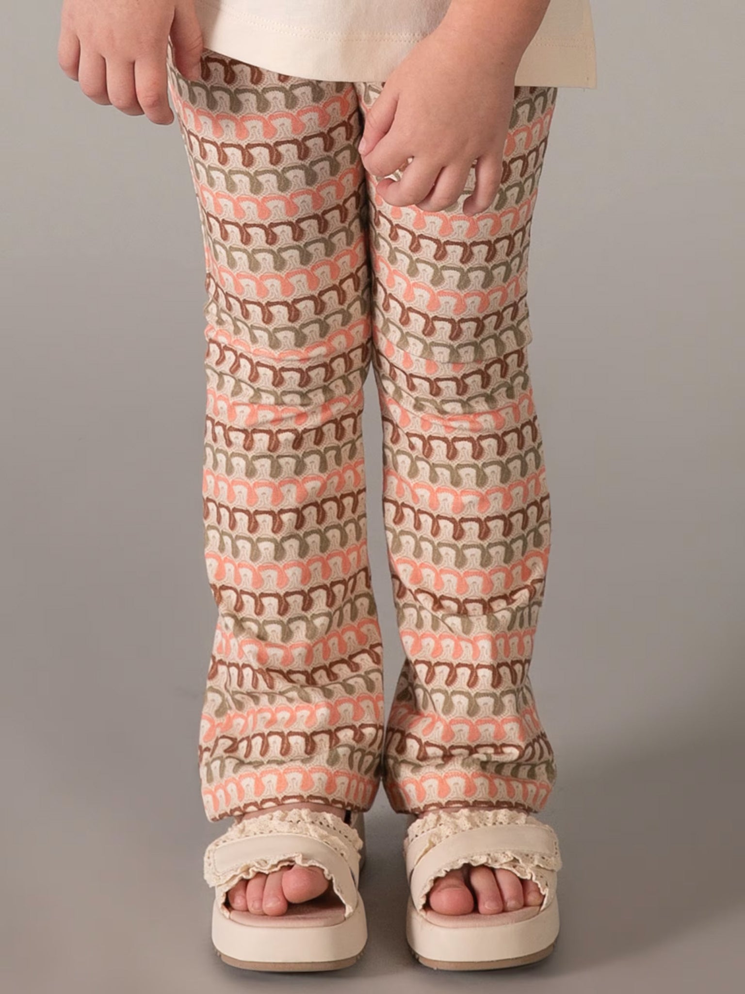 Παιδικό σετ με κολάν καμπάνα | 26-03728-059