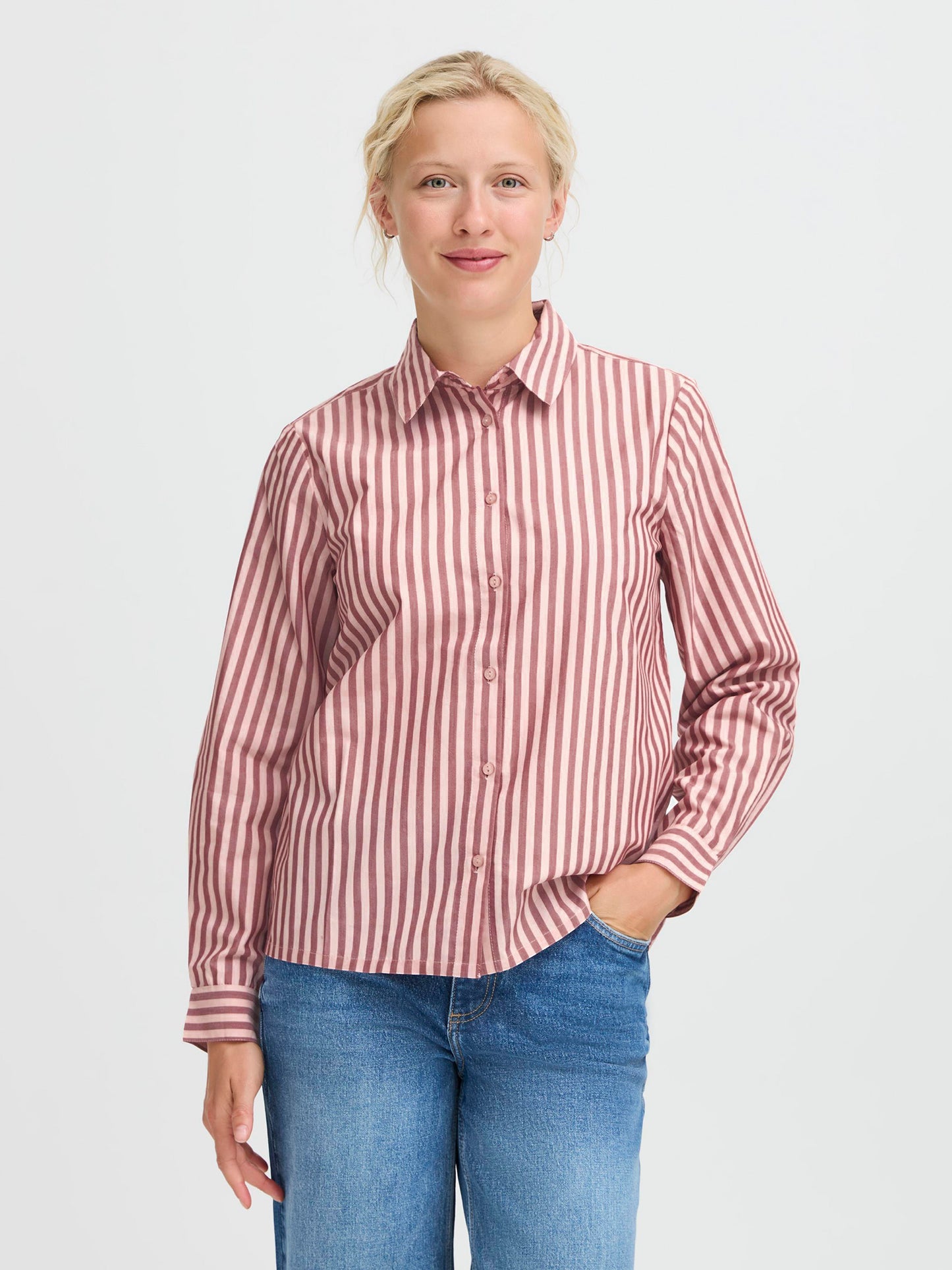 10250661-579_1.jpg