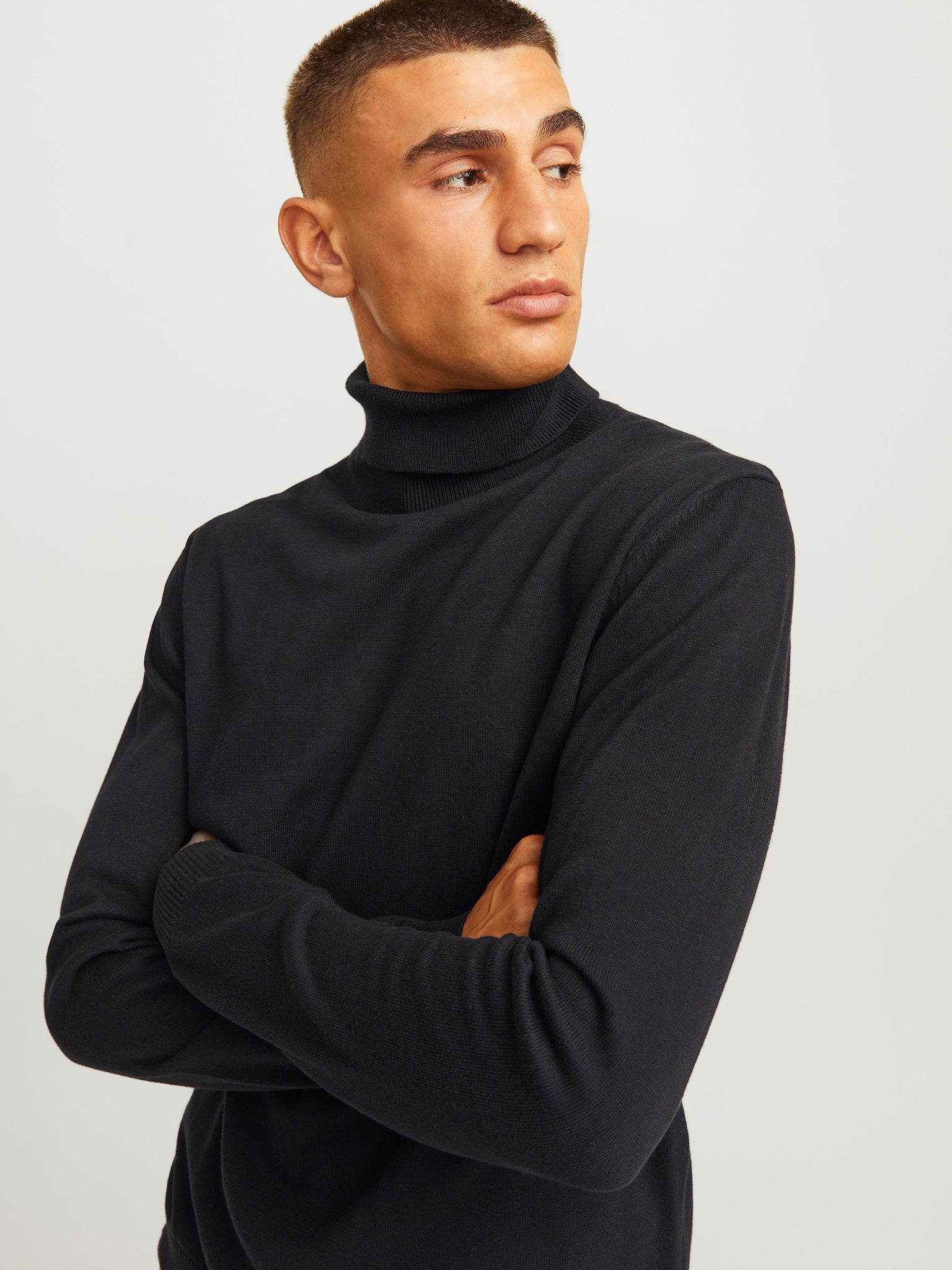 Ανδρική μπλούζα ζιβάγκο JJEBASIC KNIT ROLL NECK NOOS 12258051 | 12258051