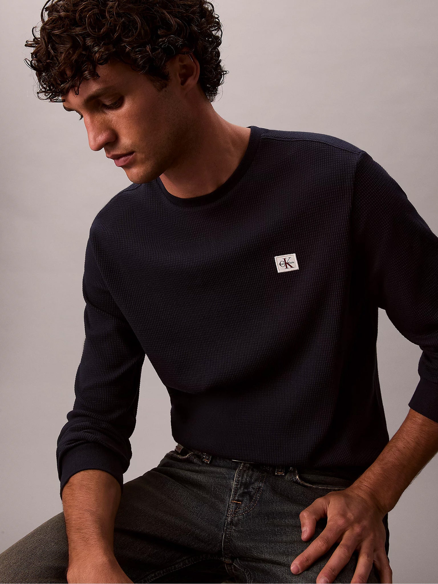 Ανδρική μπλούζα πλεκτή LS WAFFLE BADGE CREWNK TEE LV040EM217CEF | LV040EM217CEF