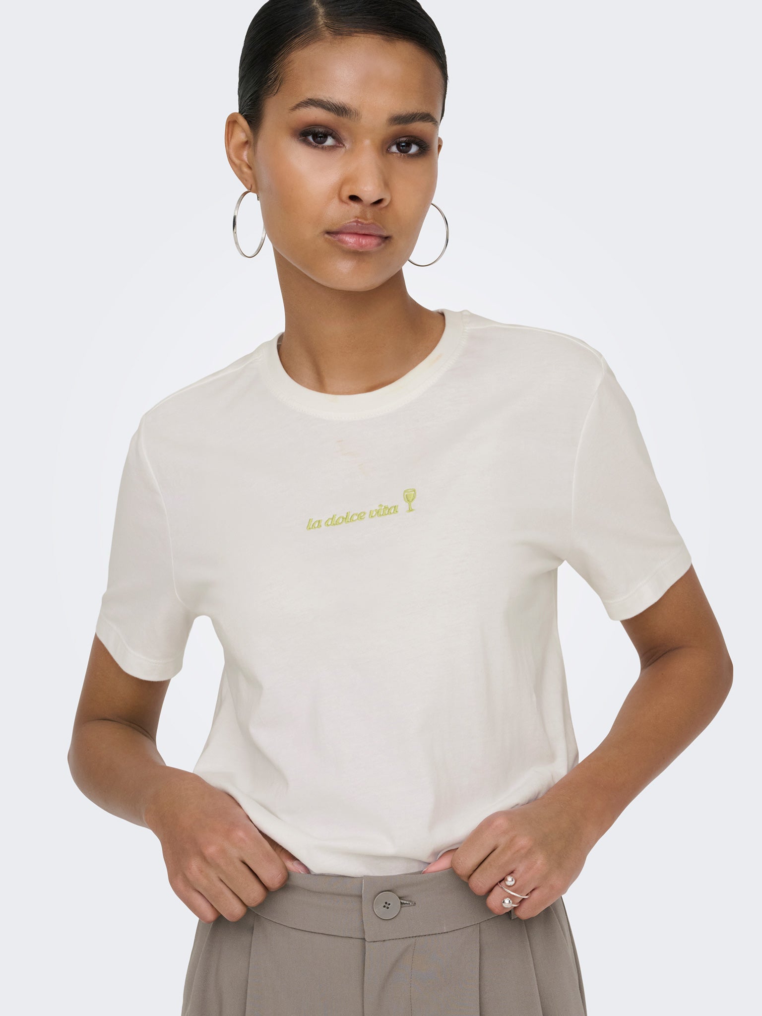 Γυναικείο t-shirt dolce vita ONLMILENA S/S T-SHIRT BOX SUD JRS 15368653 | 15368653