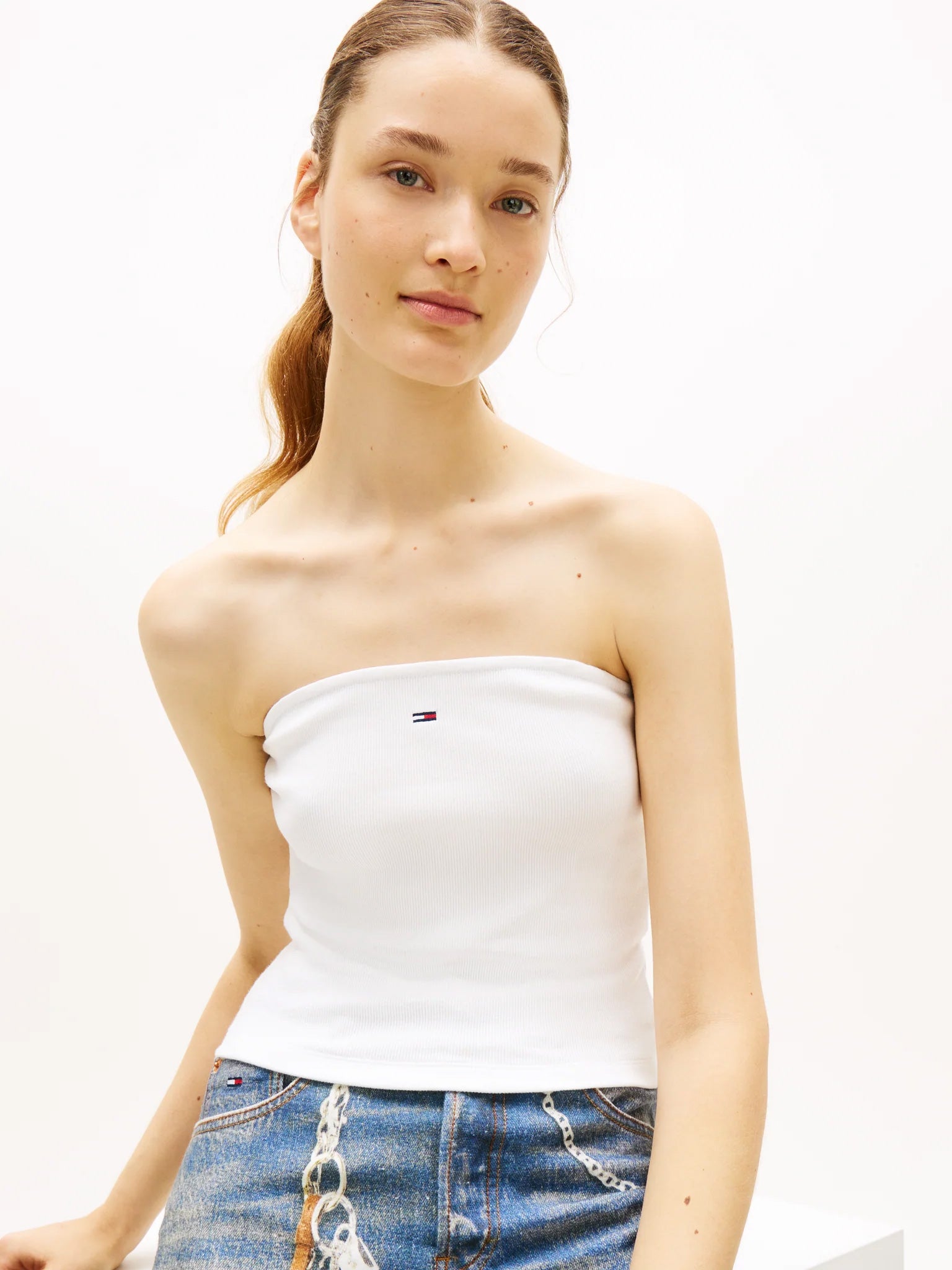 Γυναικείο top στράπλες TJW SLIM SH BANDEAU RIB TOP DW0DW22263YBL | DW0DW22263YBL