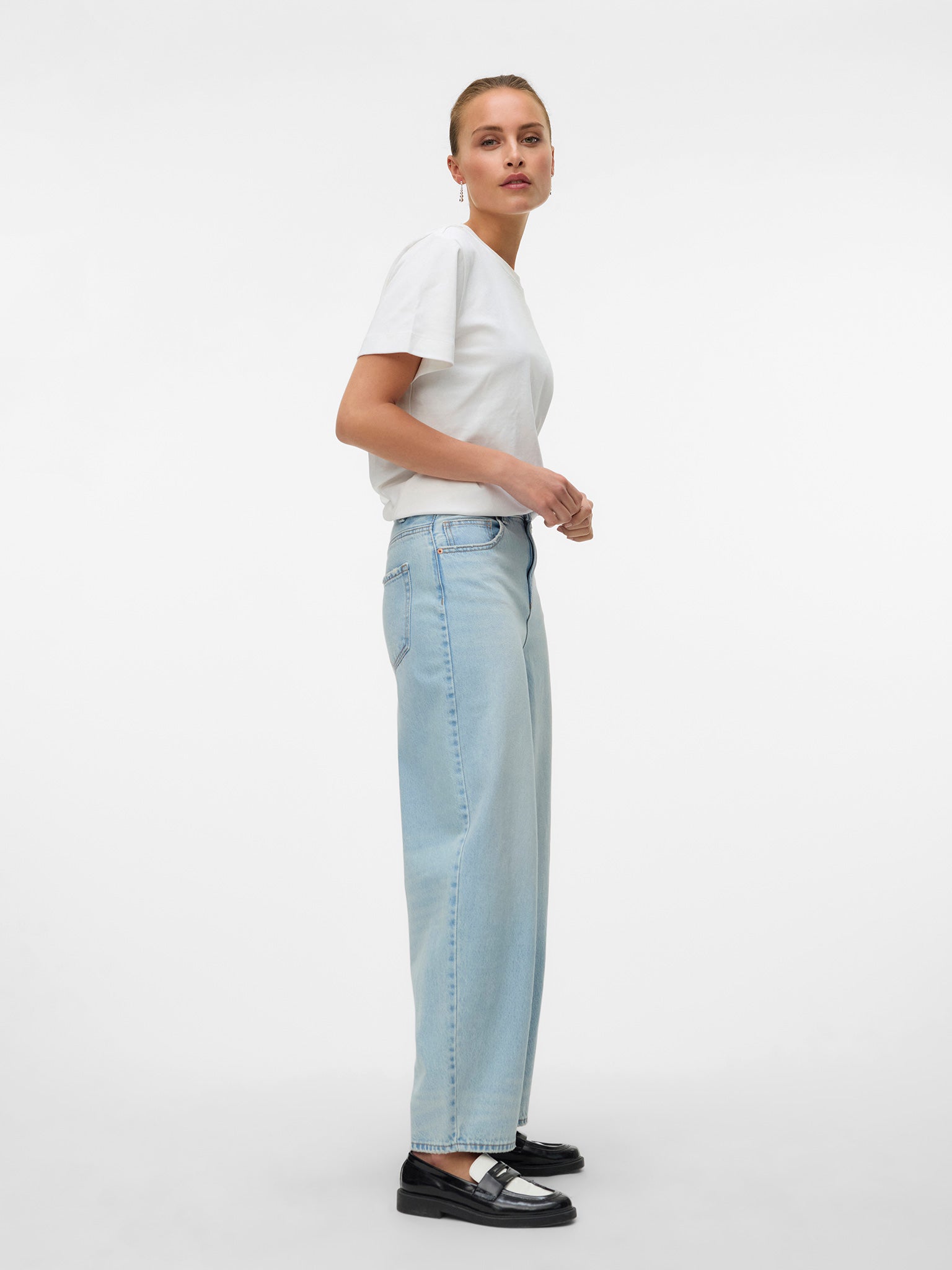 Γυναικείο παντελόνι τζιν VMBILLIE HR BARREL ANK JEANS LI3146 NOOS 10330900 | 10330900
