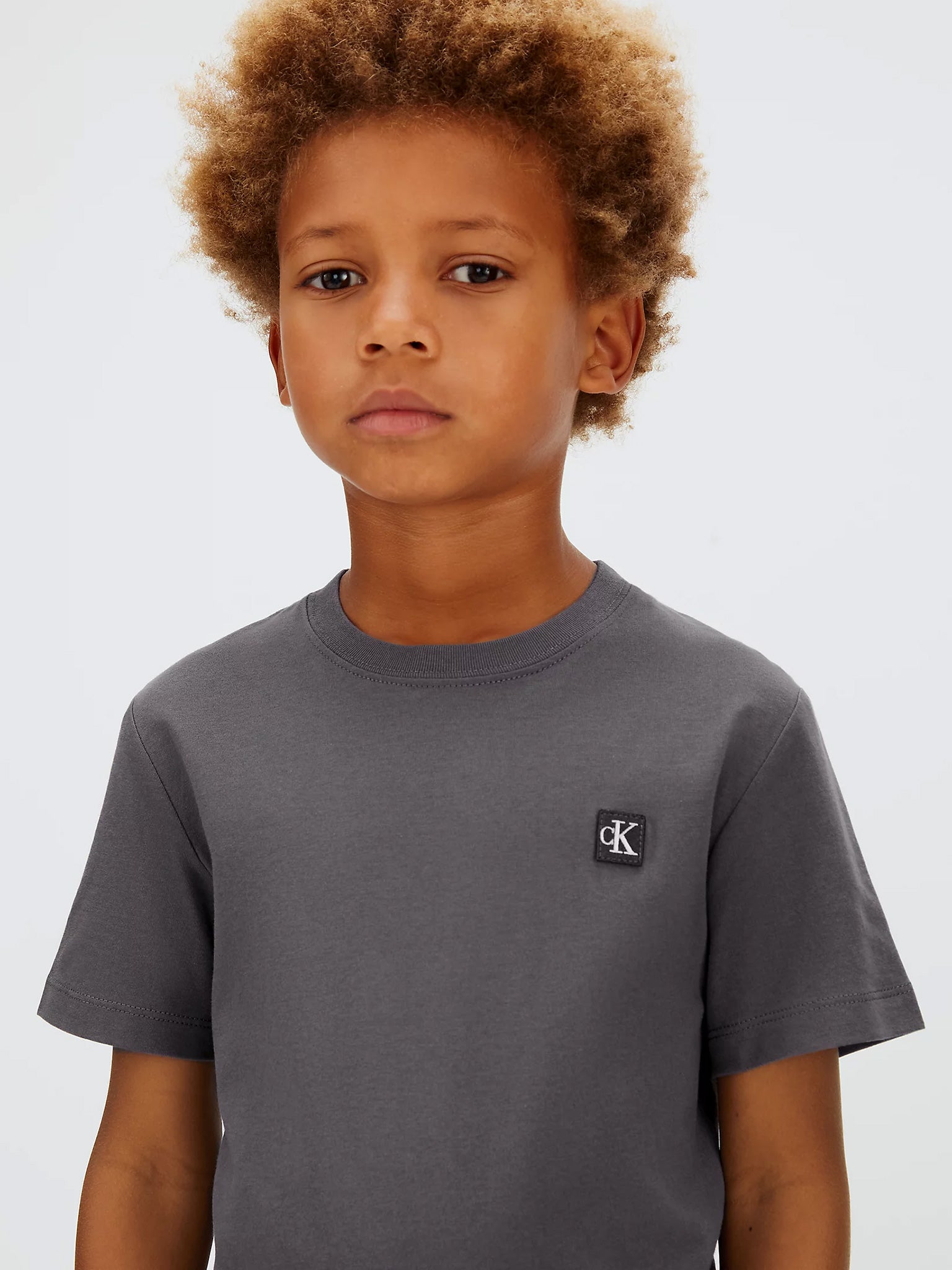 Παιδική μπλούζα μακό MONOGRAM MINI BADGE T-SHIRT IU0IU00543PTW | IU0IU00543PTW