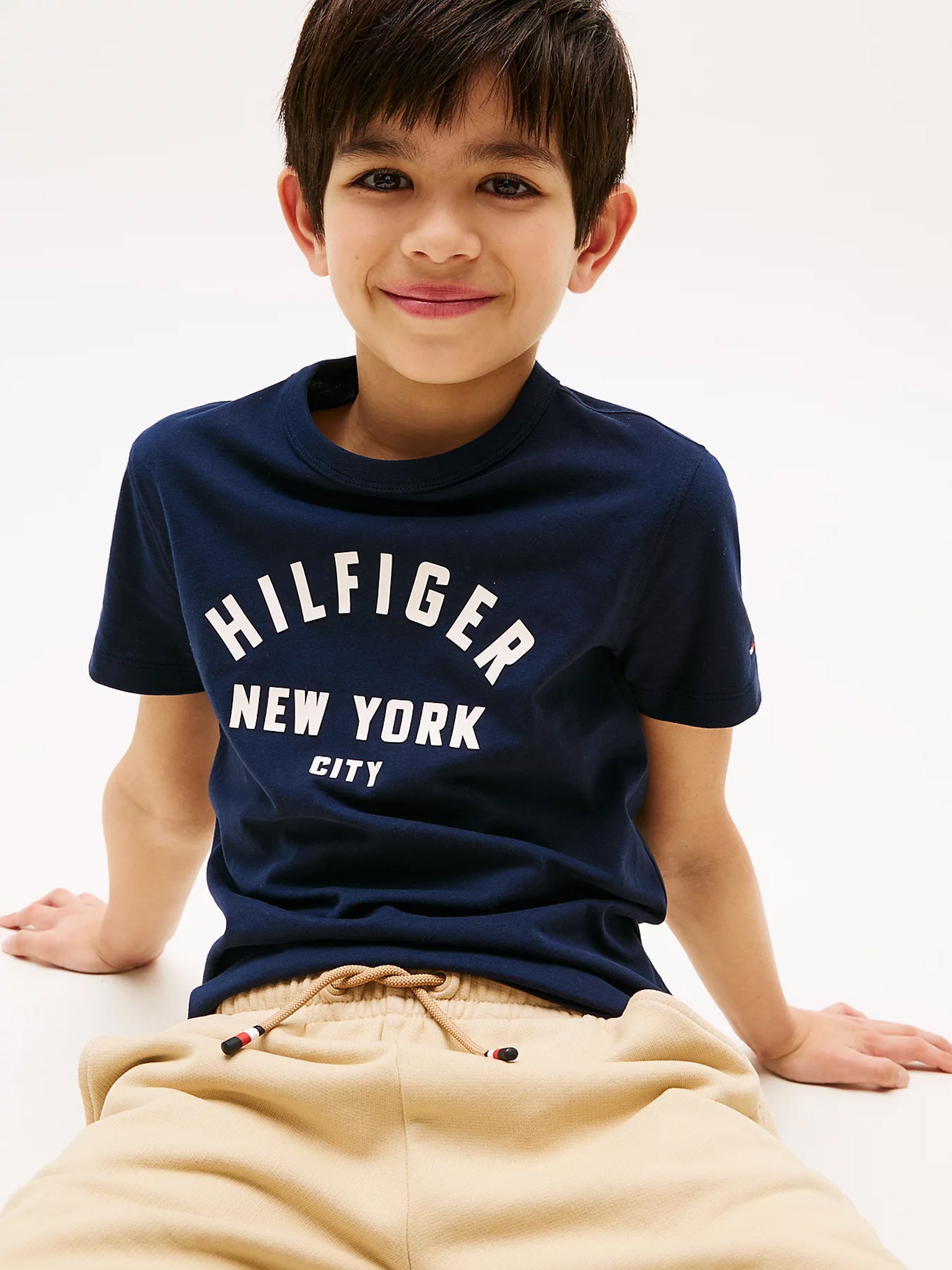 Παιδική μπλούζα μακό CURVED HILFIGER GRAPHIC TEE SS KB0KB09800C1G | KB0KB09800C1G