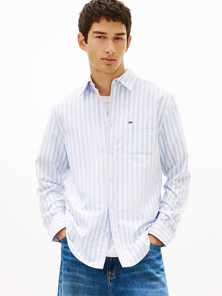 Ανδρικό πουκάμισο ριγέ TJM REG STRIPE OXFORD SHIRT EXT DM0DM22790C38 | DM0DM22790C38