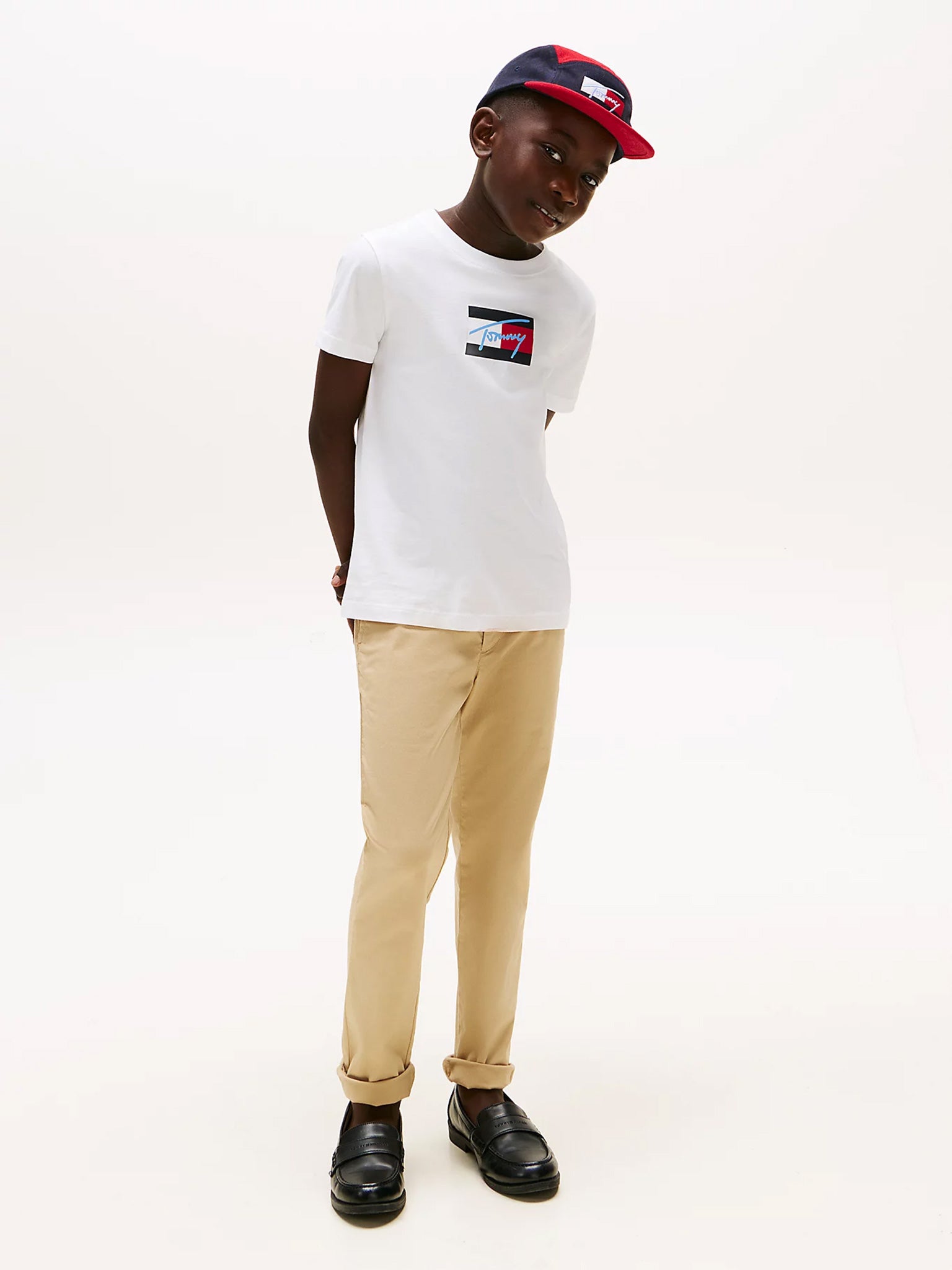 Παιδική μπλούζα μακό TOMMY SCRIPT FLAG PRINT TEE SS KB0KB09725YBR | KB0KB09725YBR