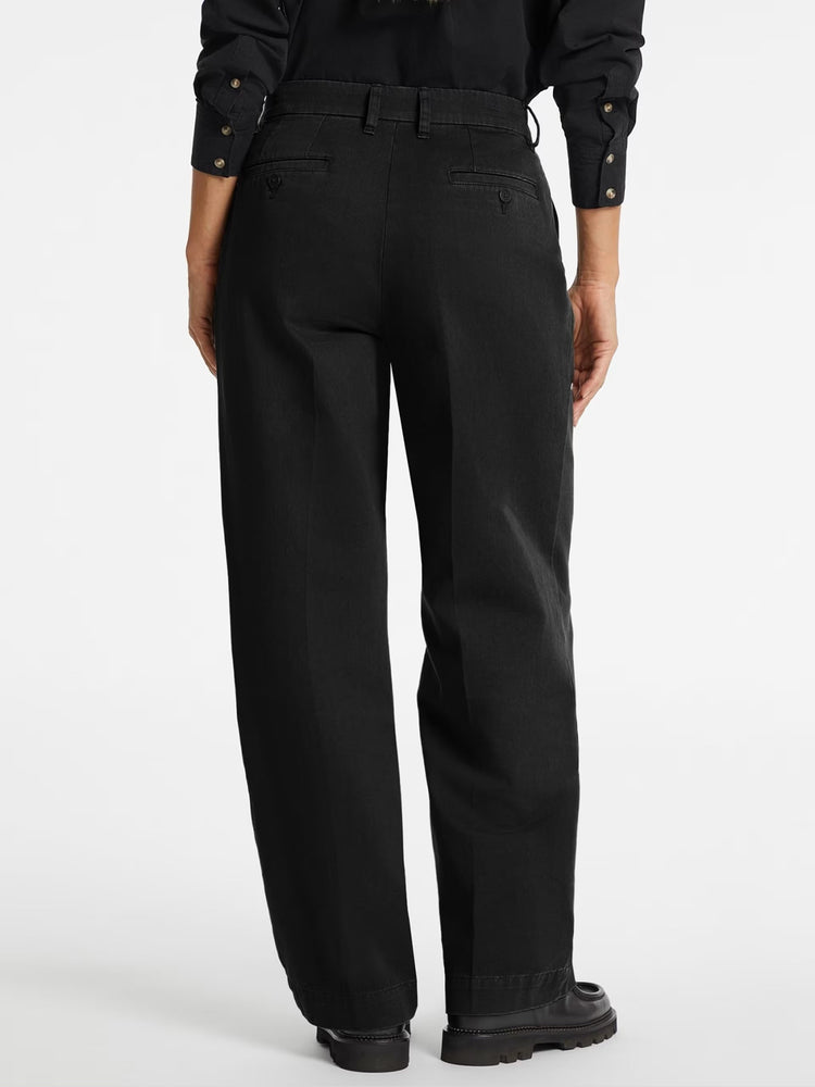 Γυναικείο παντελόνι W4BB44WGCV2JBLK | W4BB44WGCV2JBLK