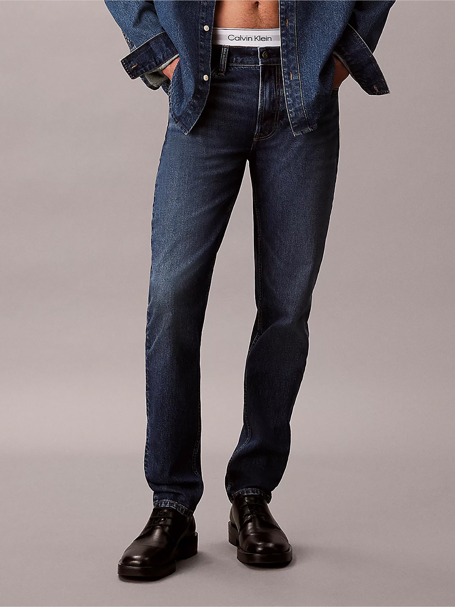 Ανδρικό παντελόνι τζιν SLIM TAPER SAHARA SAND JEAN LV04RB758GRDB | LV04RB758GRDB