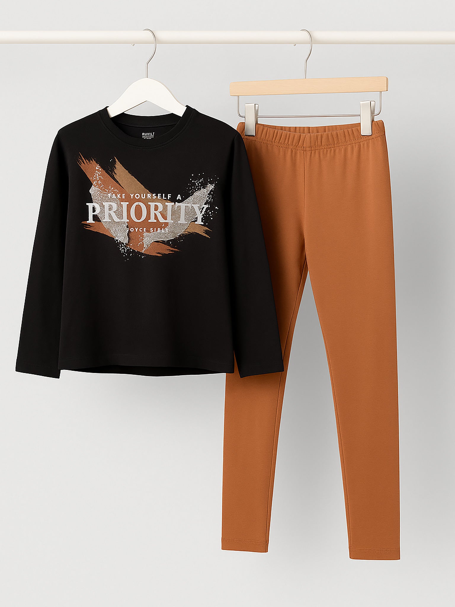 Εφηβικό σετ με κολάν 2363164 | 2363164