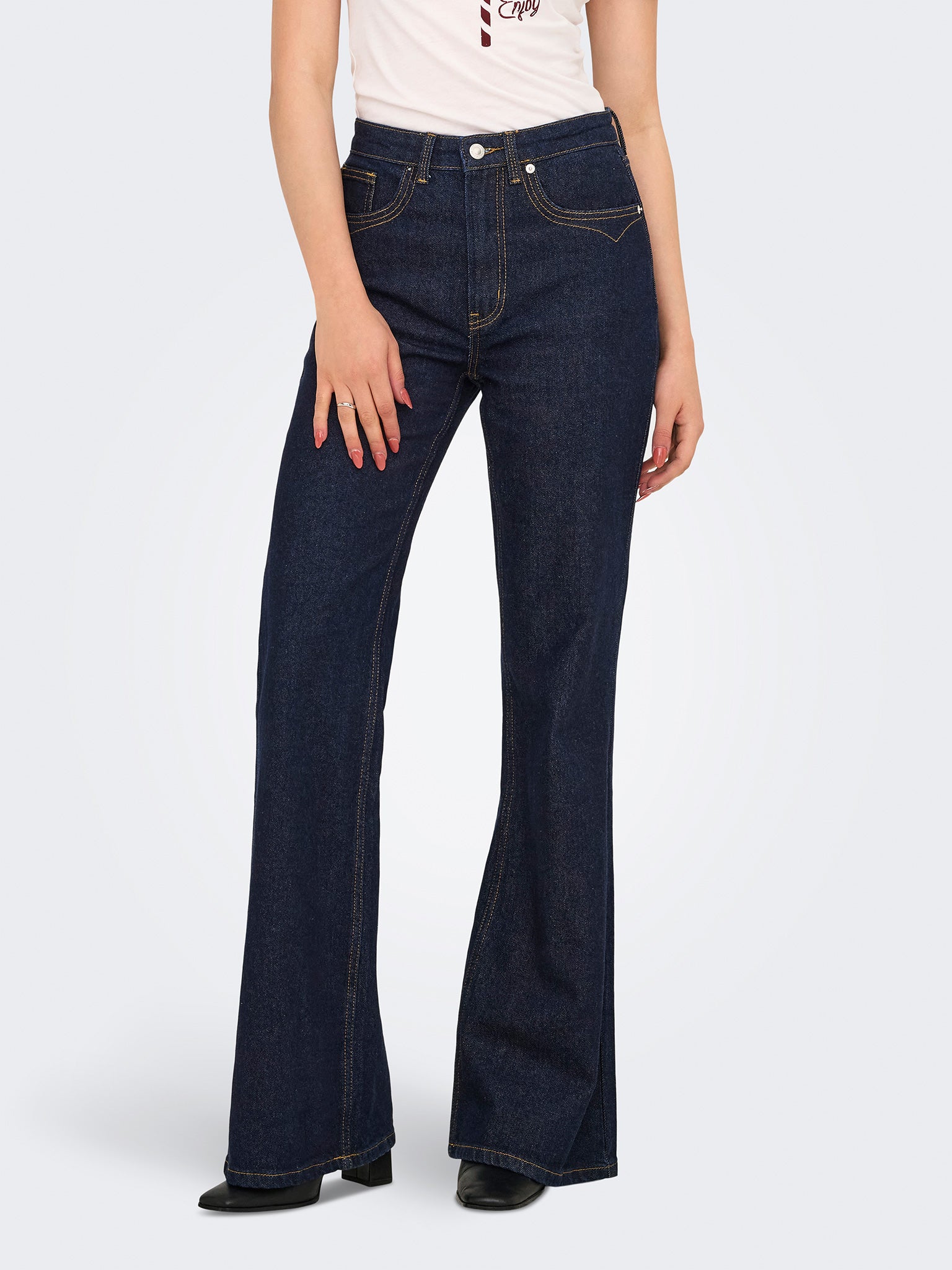 Γυναικείο παντελόνι τζιν ONLJUICY HW FLARED WESTERN DNM MAE 15352044 | 15352044