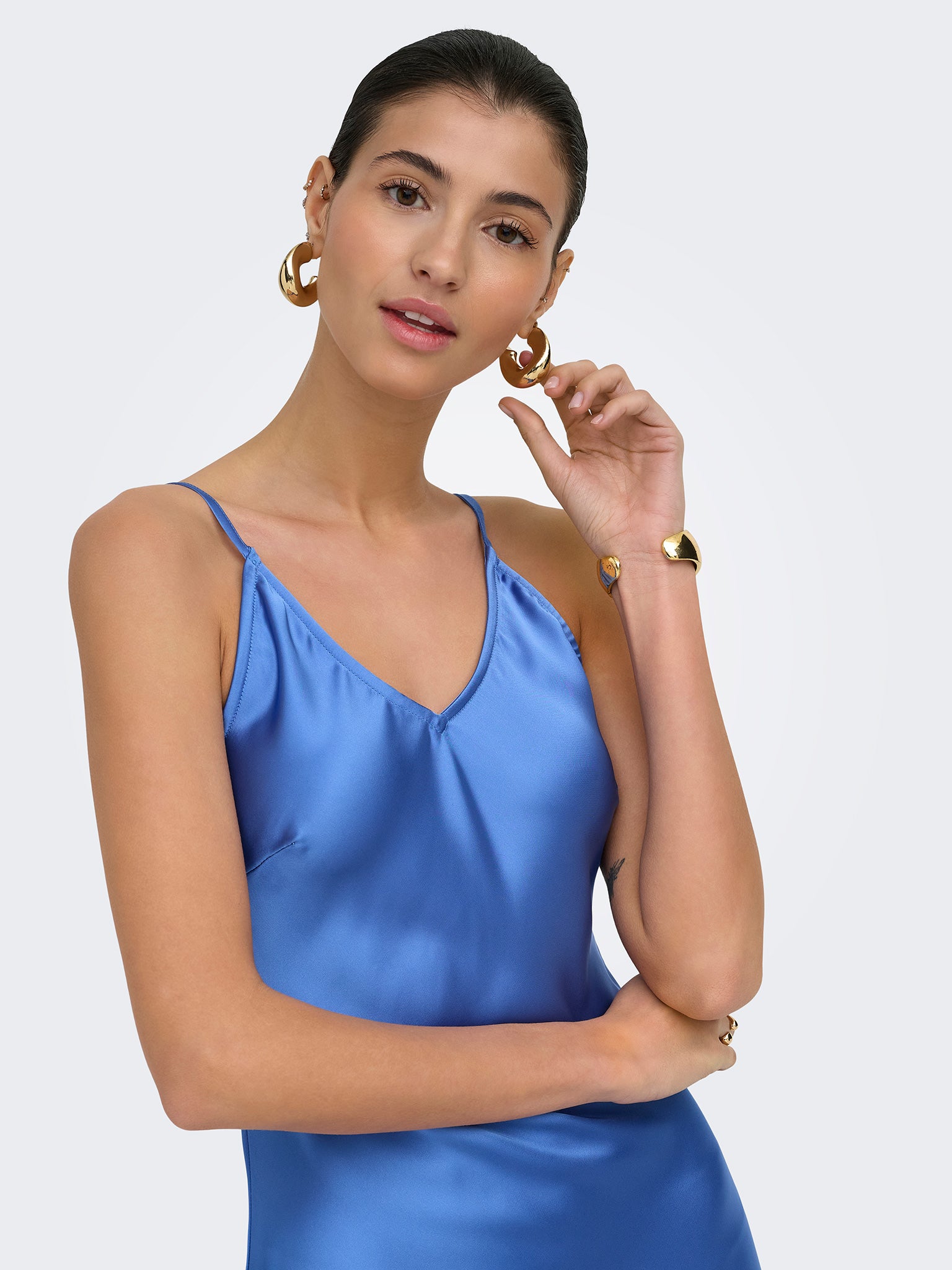 Γυναικείο φόρεμα σατέν ONLOSIRIS LONG STRAP DRESS WVN 15371267 | 15371267