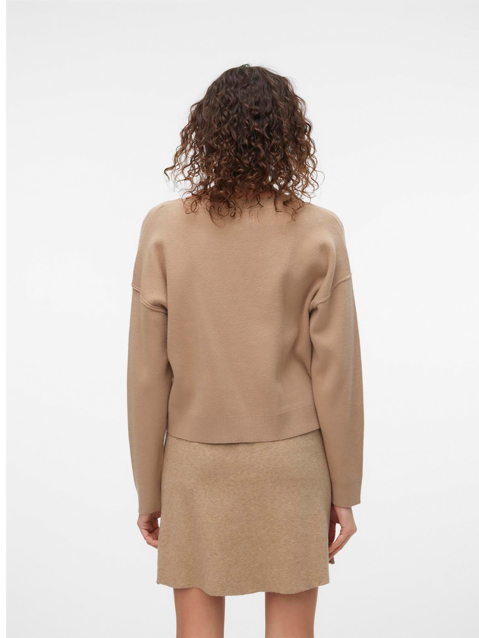 Γυναικεία μπλούζα πλεκτή cropped VMGOLD LINK LS V-NECK CROPPED PULL. 10311403 | 10311403