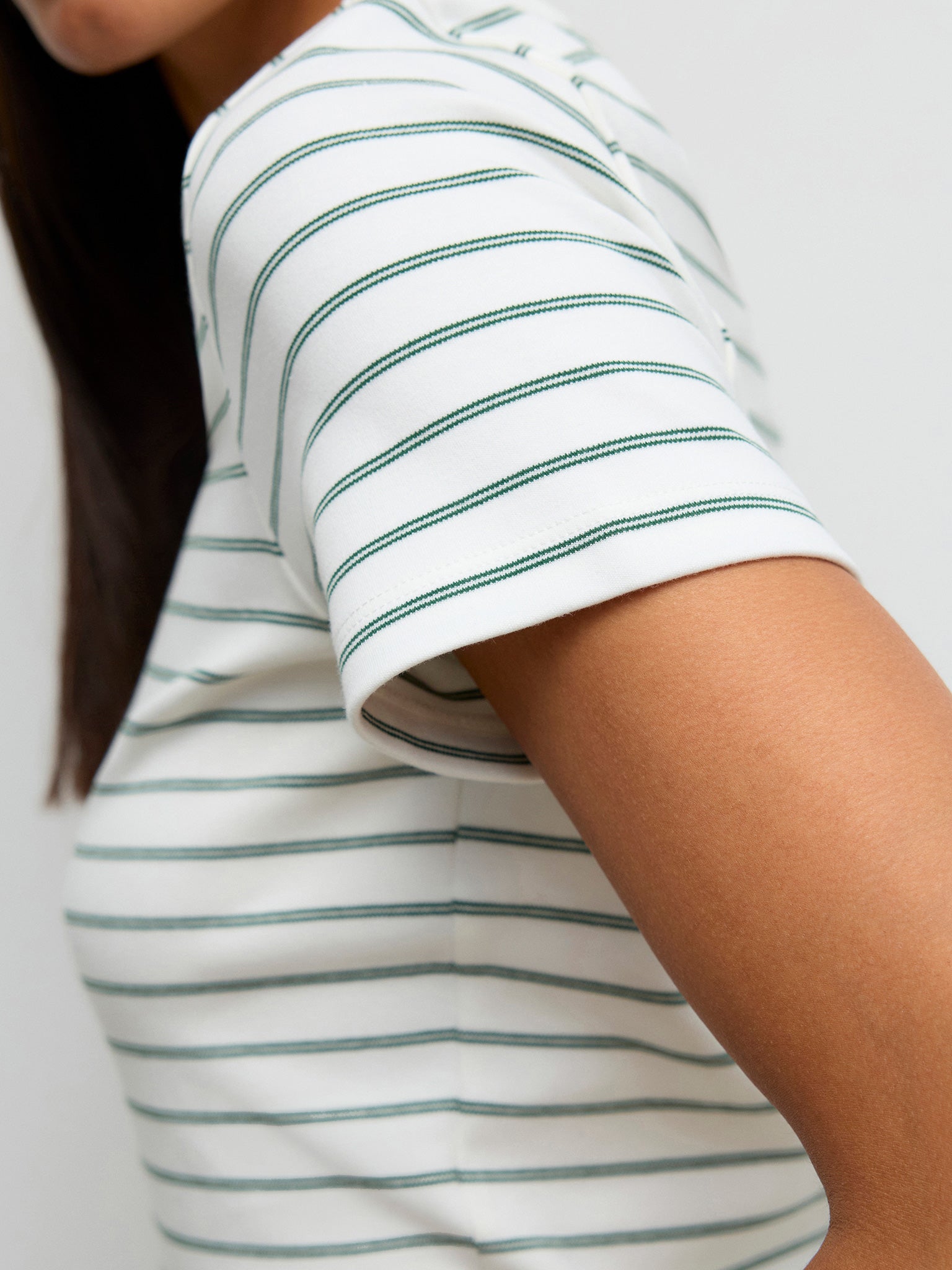 Γυναικείο t-shirt πράσινη ρίγα | 10342731