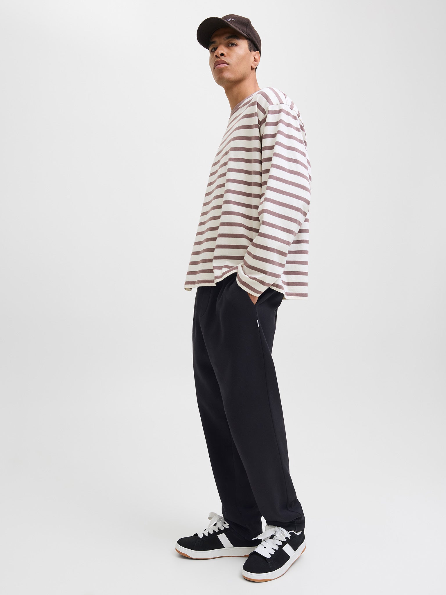 Ανδρικό παντελόνι φόρμας JPSTKANE BRADLEY UNCUFFED SWT PANTS NOOS 12279134 | 12279134
