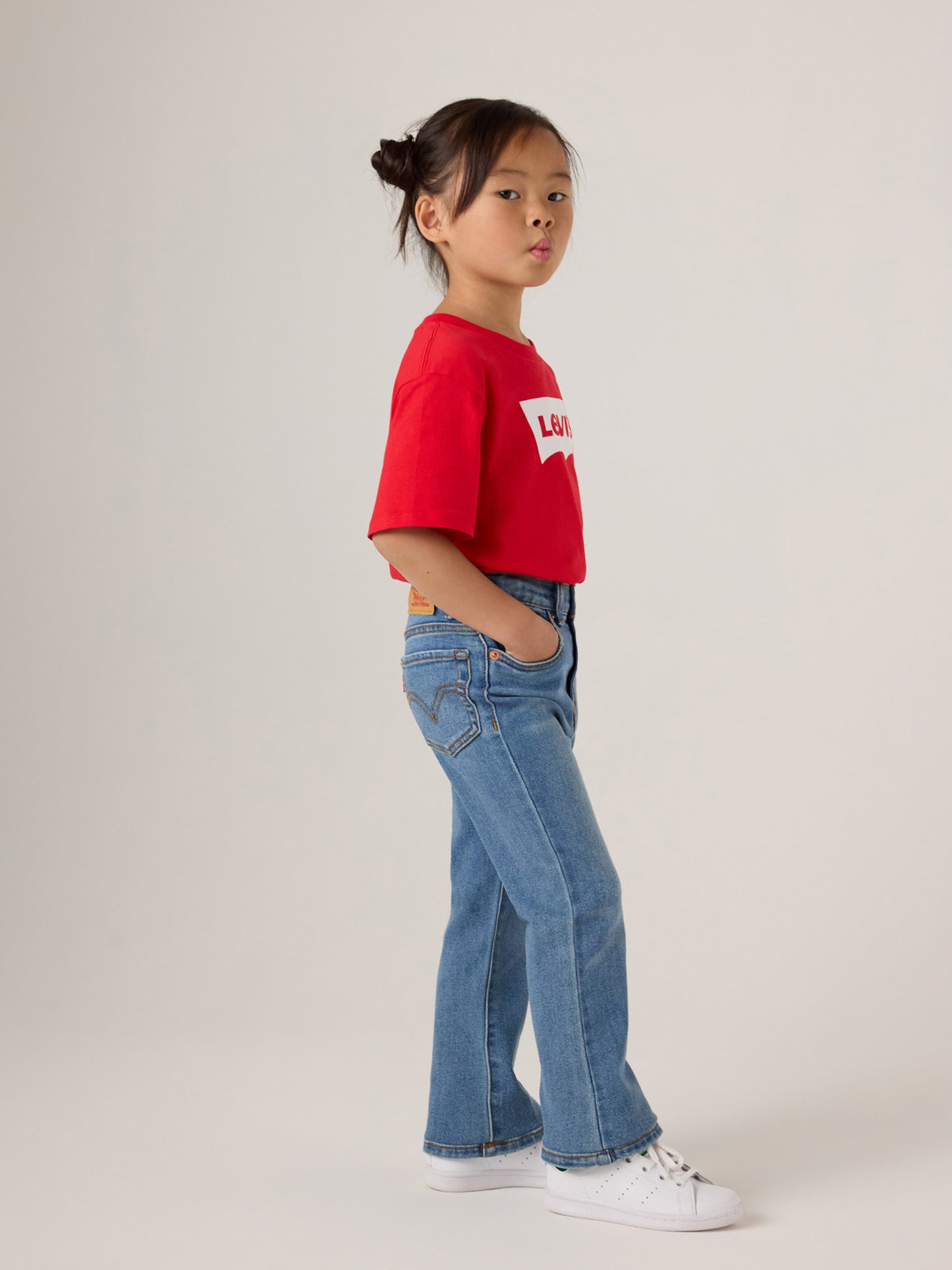 10256297-662_4.jpg