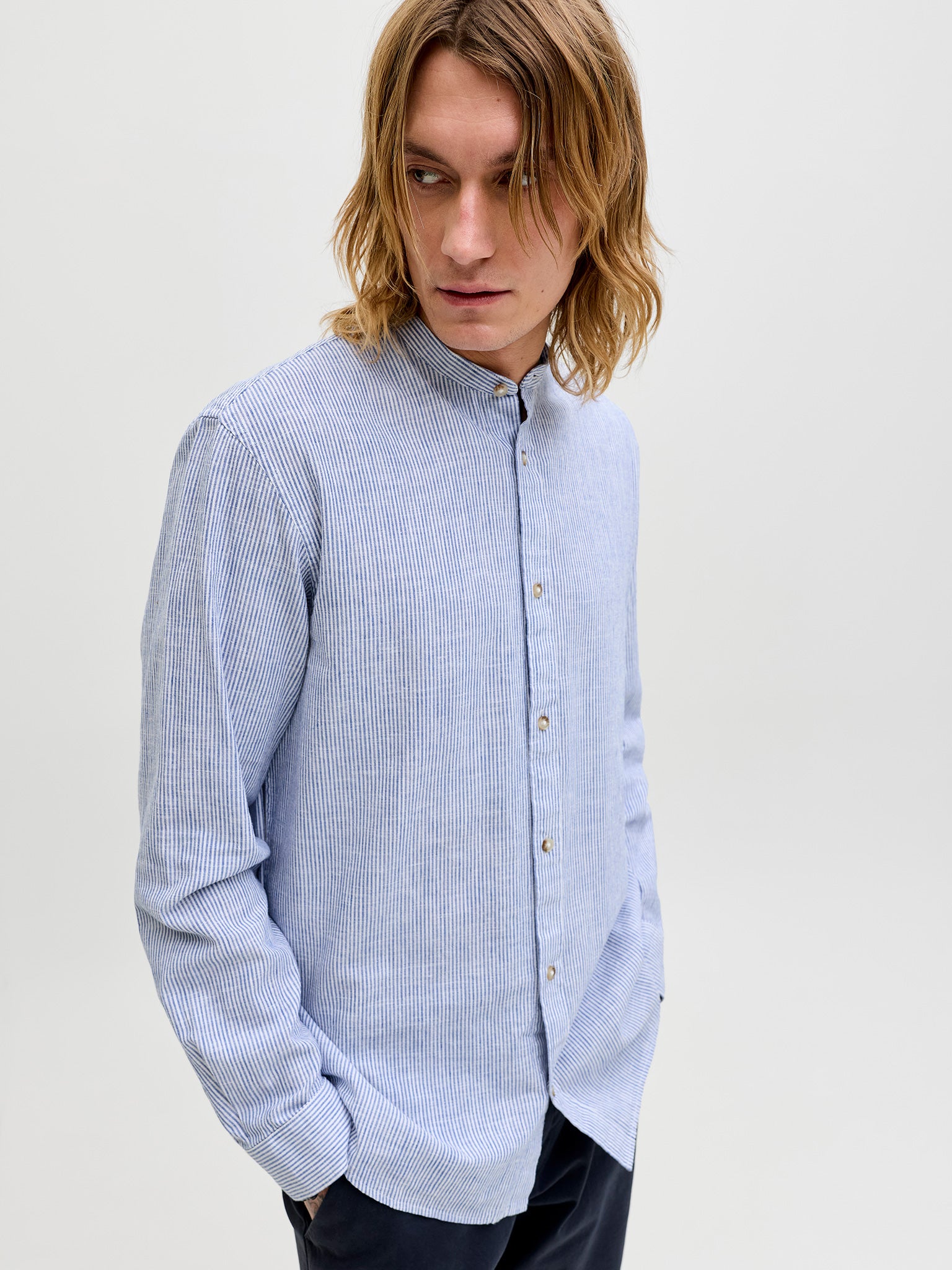 Ανδρικό πουκάμισο mao γιακάς ριγέ JJESUMMER LINEN BLEND BAND SHIRT 12289184 | 12289184