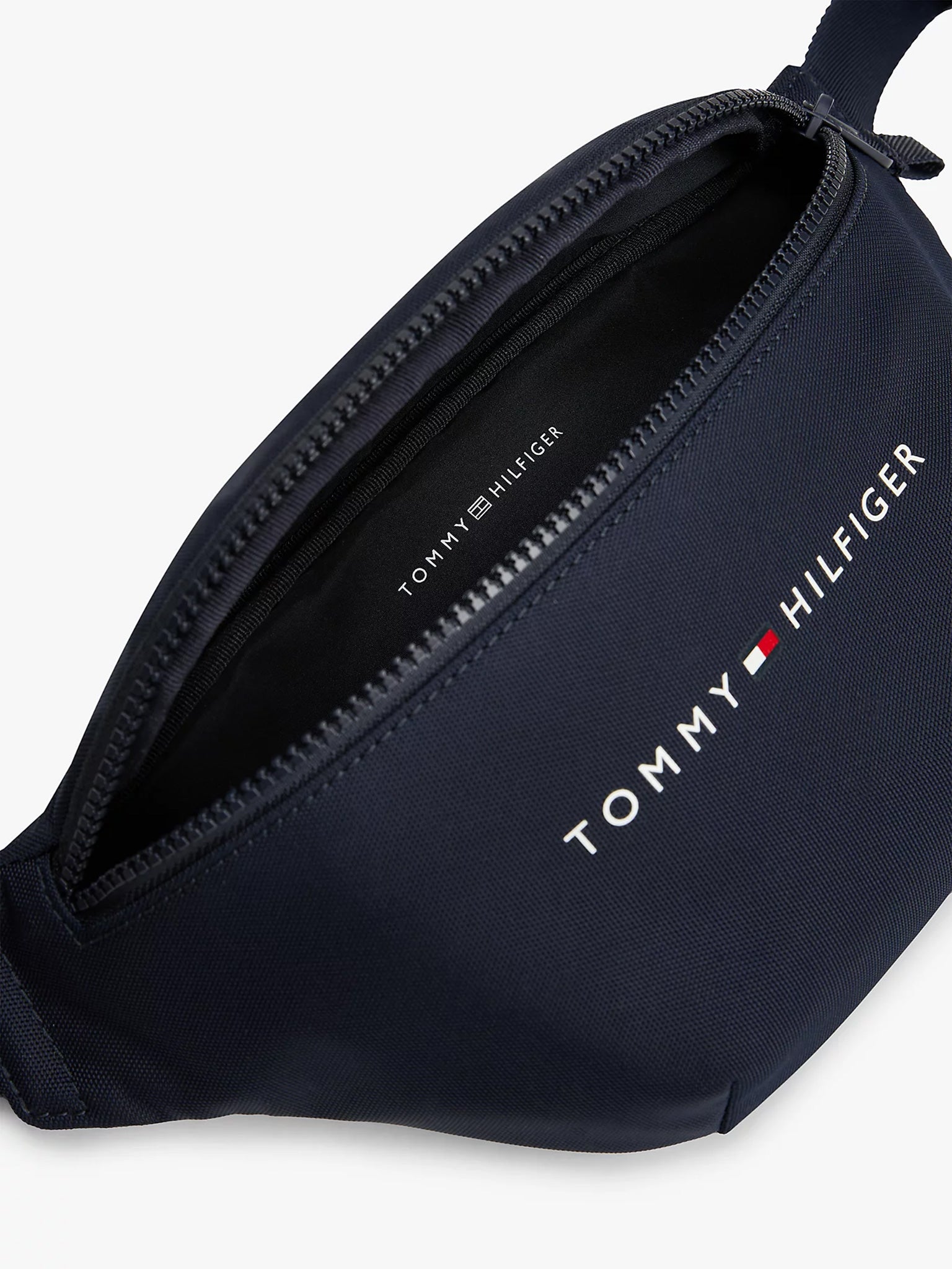 Παιδικό τσαντάκι μέσης TH ESSENTIAL BUMBAG AU0AU01614DW6 | AU0AU01614DW6