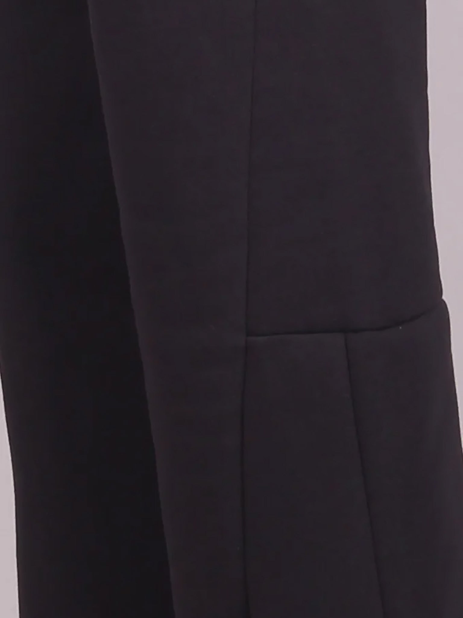 10260669-579_4.jpg