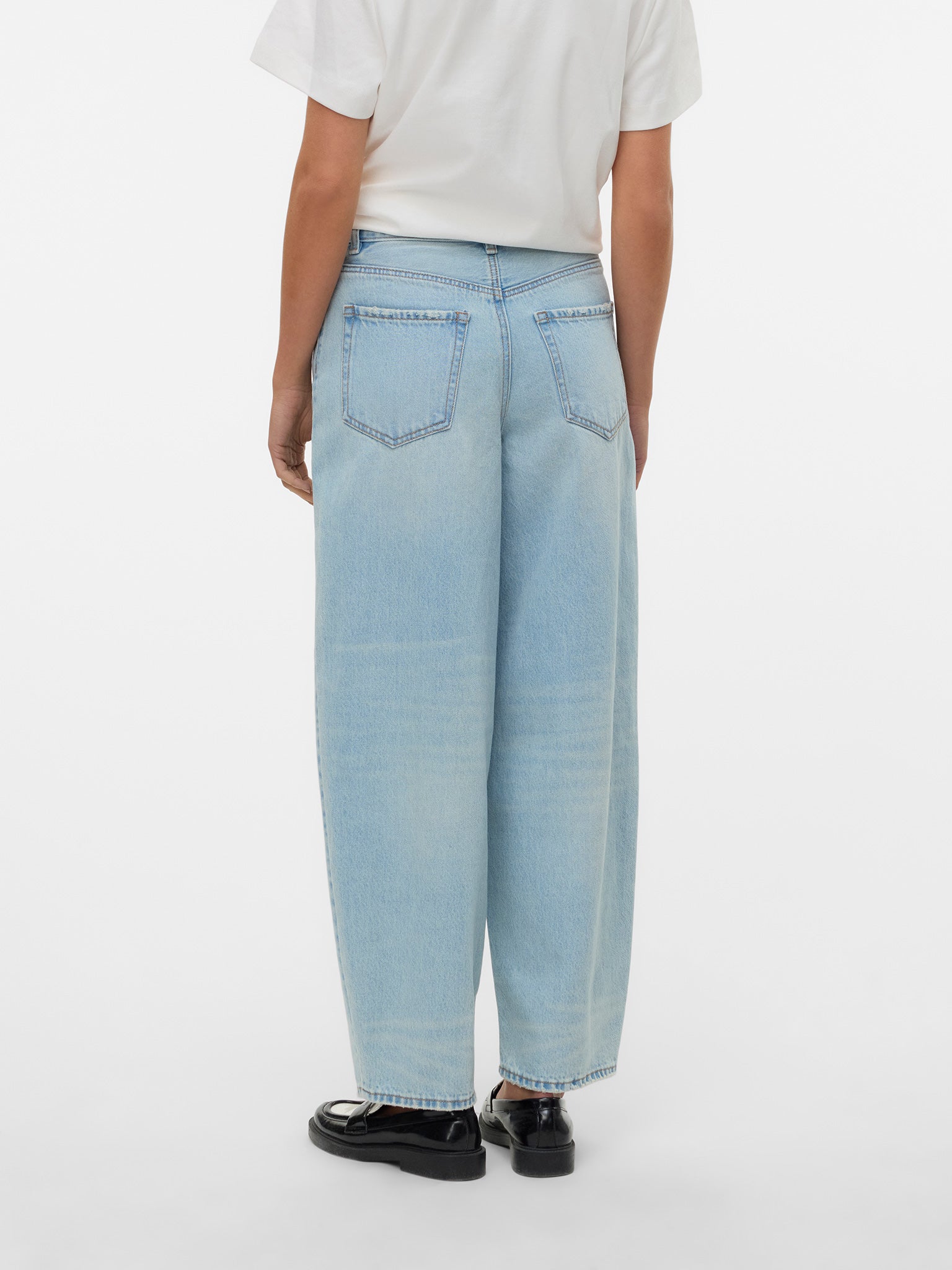 Γυναικείο παντελόνι τζιν VMBILLIE HR BARREL ANK JEANS LI3146 NOOS 10330900 | 10330900