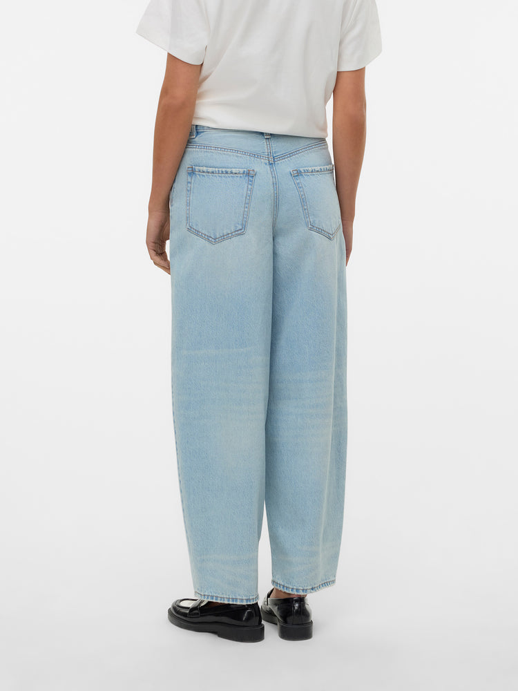 Γυναικείο παντελόνι τζιν VMBILLIE HR BARREL ANK JEANS LI3146 NOOS 10330900 | 10330900