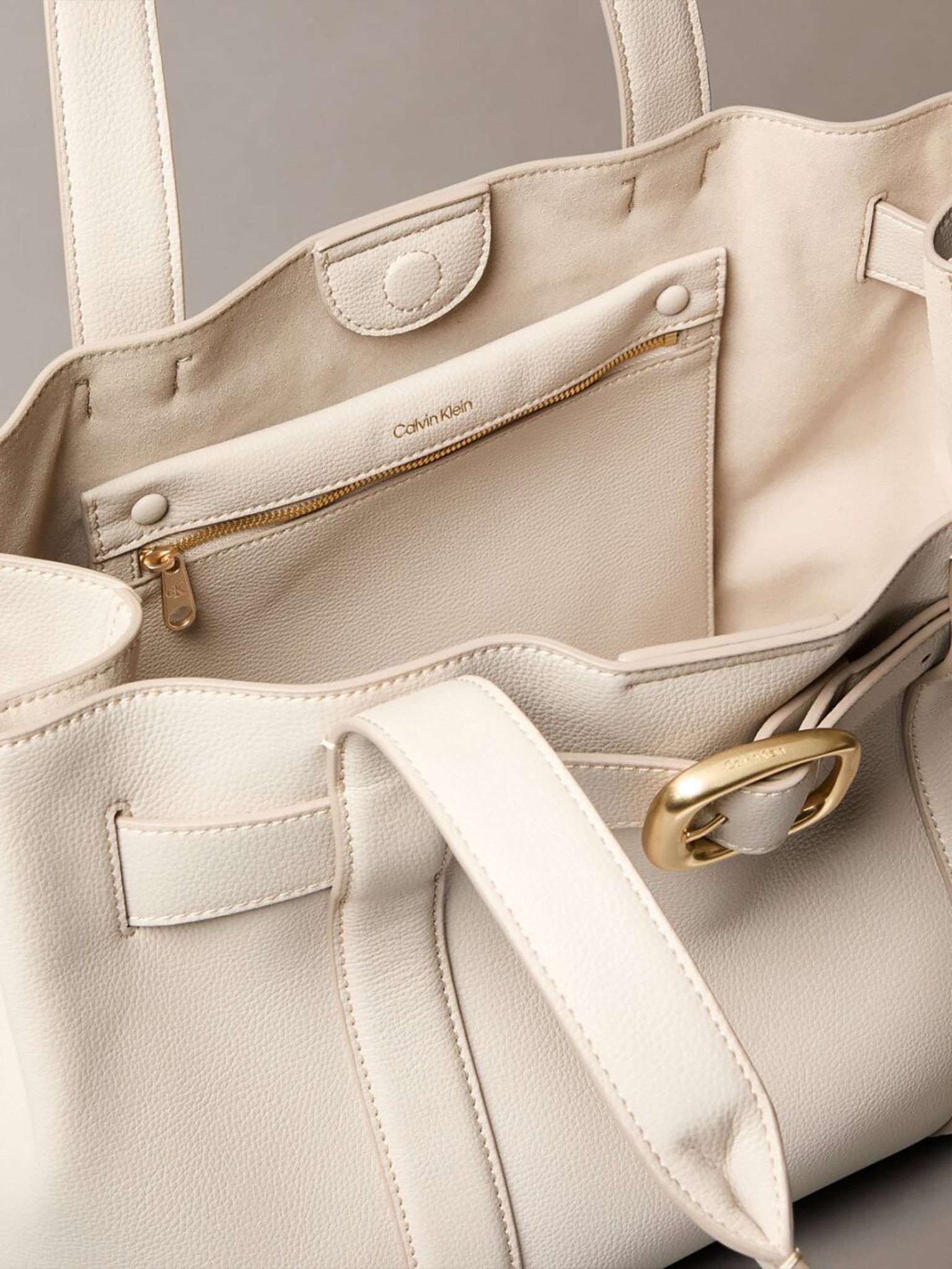 Γυναικεία τσάντα BUCKLE MEDIUM TOTE LV04F3294GRMU | LV04F3294GRMU