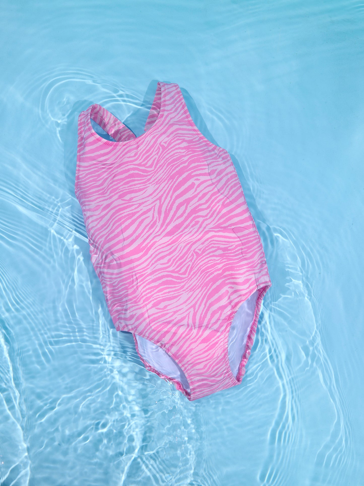 10257034-579_4.jpg