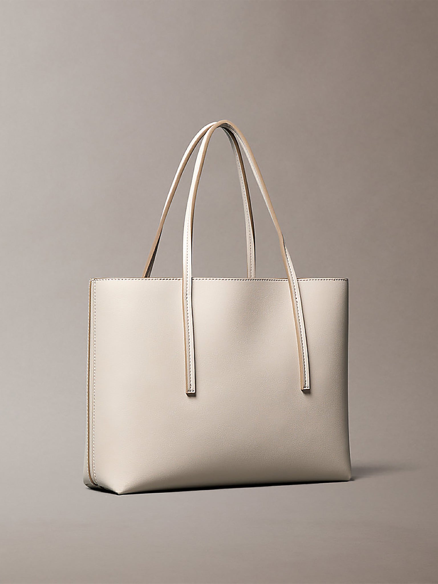 Γυναικεία τσάντα με χερούλι FOIL LOGO SMALL TOTE LV04F3275G338 | LV04F3275G338