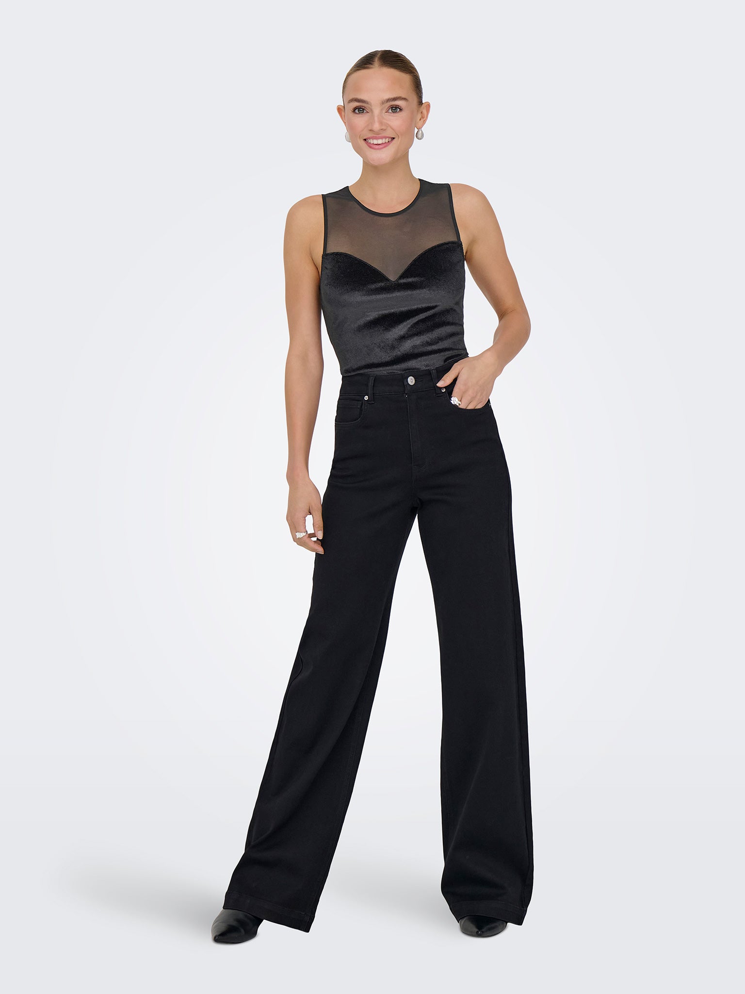 Γυναικείο top κορμάκι ONLOTHILIA GLITTER VELVET BODY 15358346 | 15358346