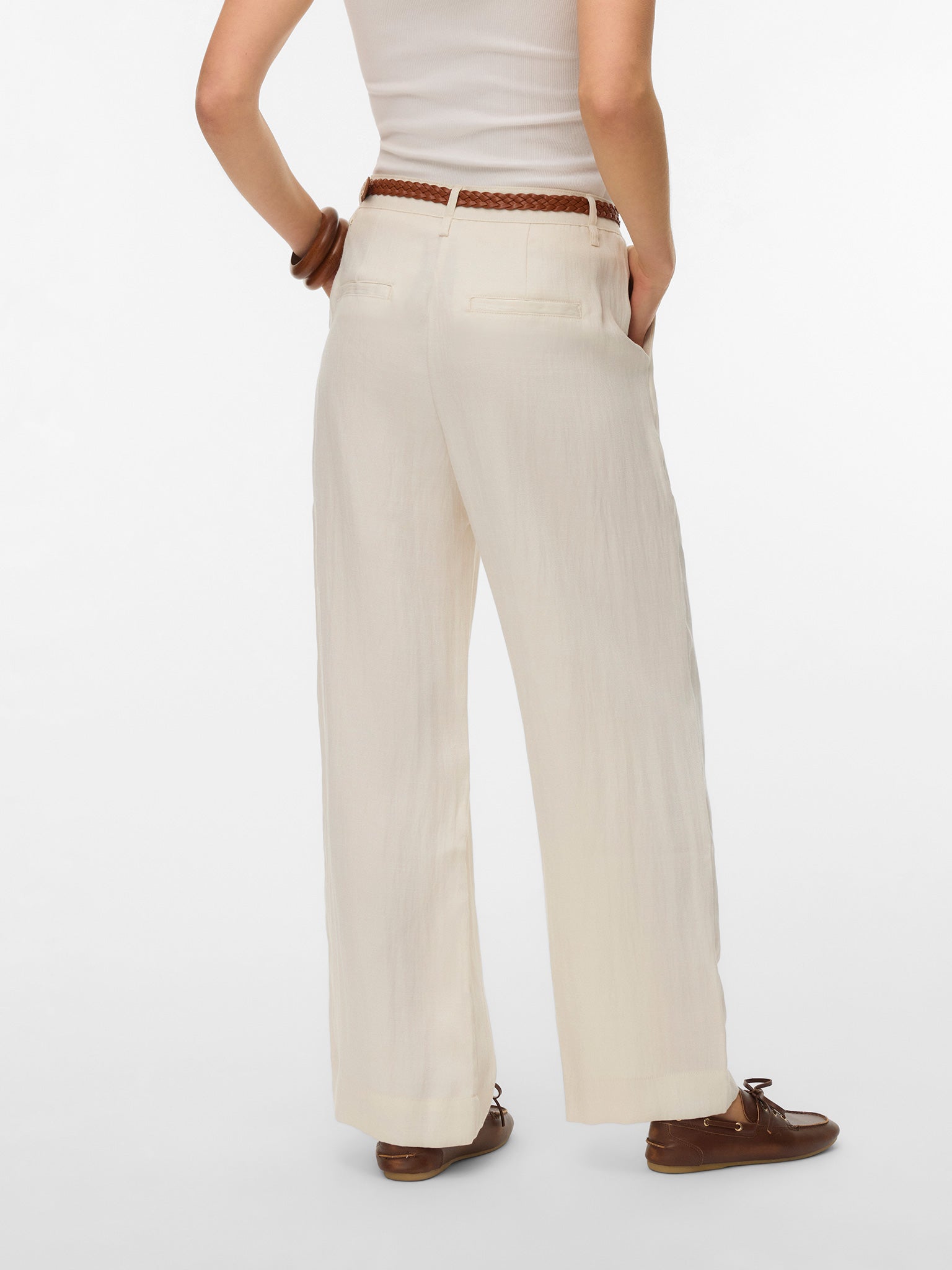 Γυναικείο παντελόνι με ζώνη | 10340848