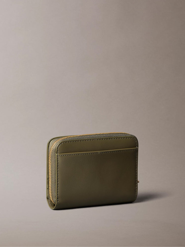 Γυναικείο πορτοφόλι CK PULLER MEDIUM FLAP ZIP AROUND LV04F1075GLI1 | LV04F1075GLI1