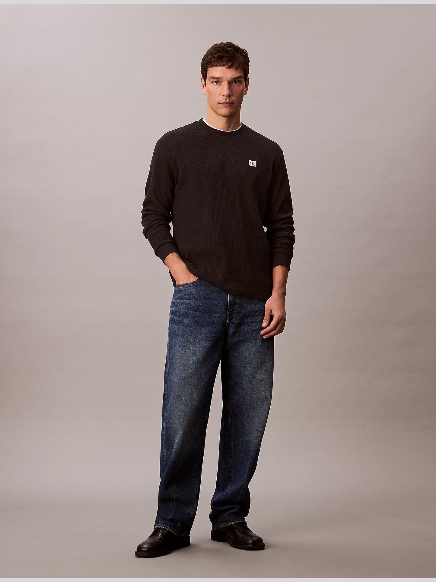 10254728-330_5.jpg