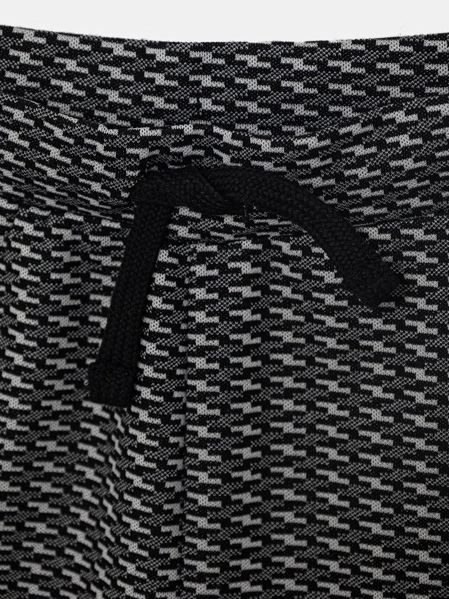 10260487-330_3.jpg