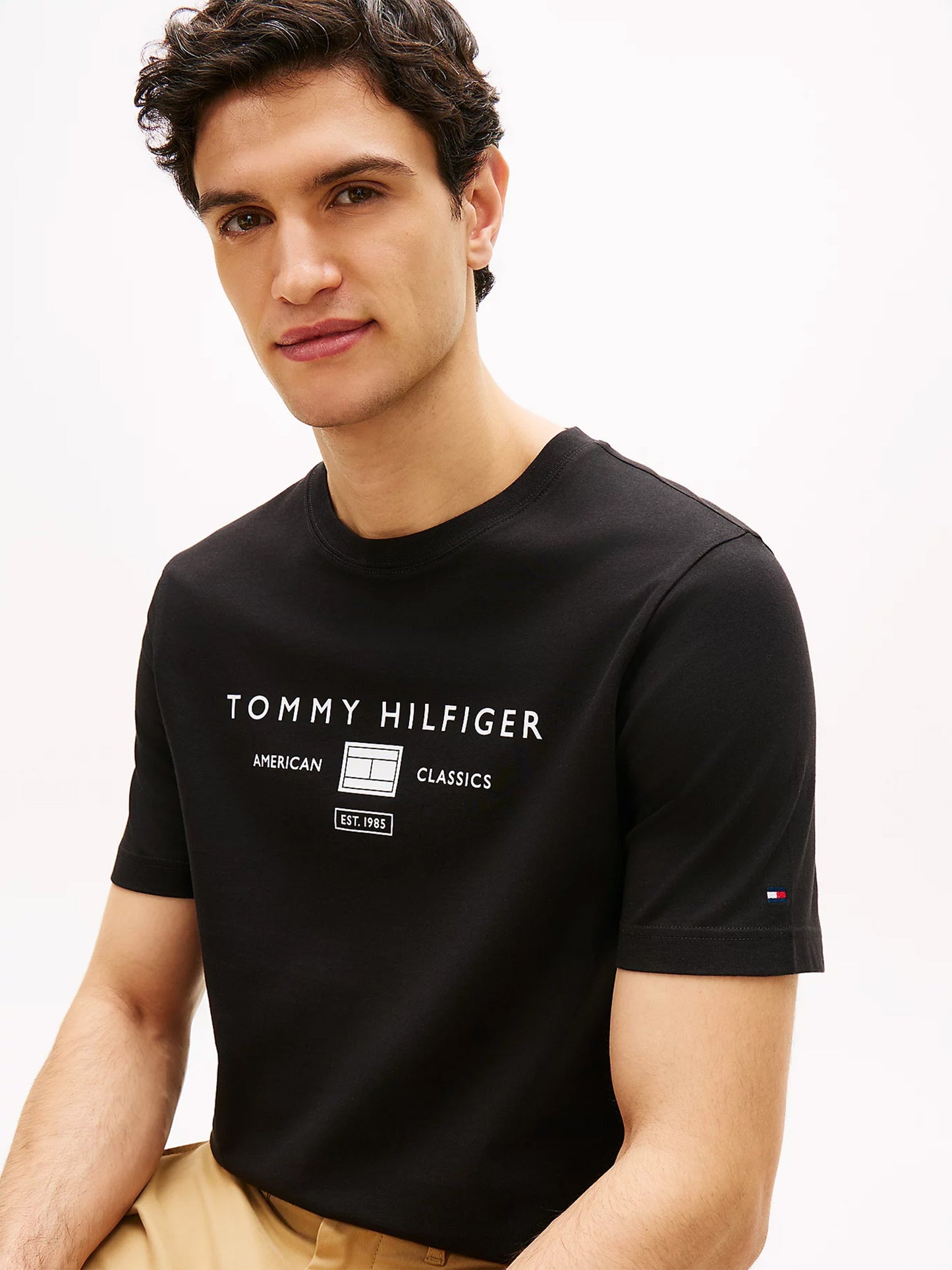 10259748-330_2.jpg