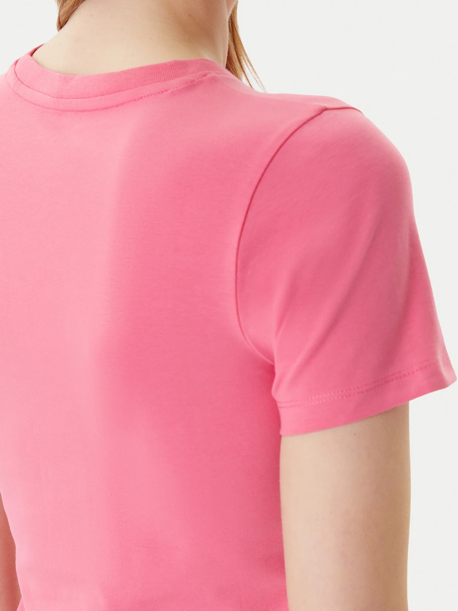 Γυναικείο t-shirt slim iconic W4YI04J1314A619 | W4YI04J1314A619