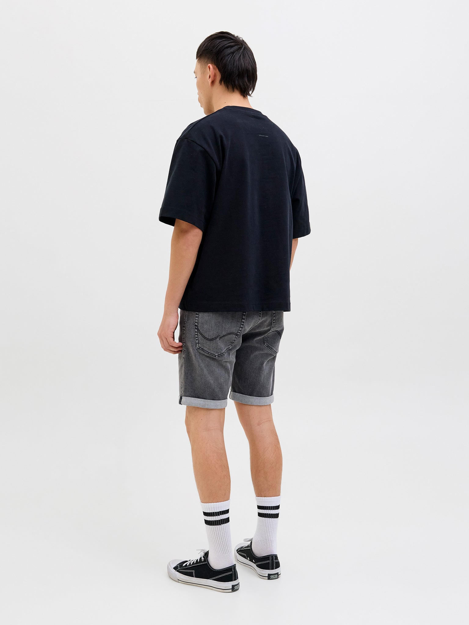 Ανδρική βερμούδα τζιν Black Denim JJIRICK JJBASIC SHORTS AT 12269500 | 12269500