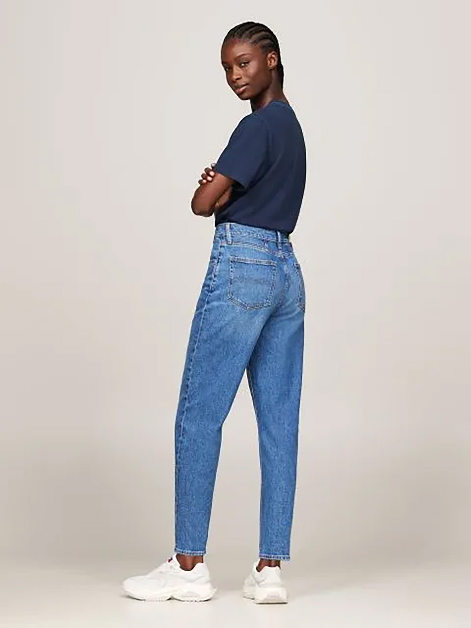 Γυναικείο παντελόνι τζιν MOM JEAN UH TPR CH0130 DW0DW192451A5 | DW0DW192451A5