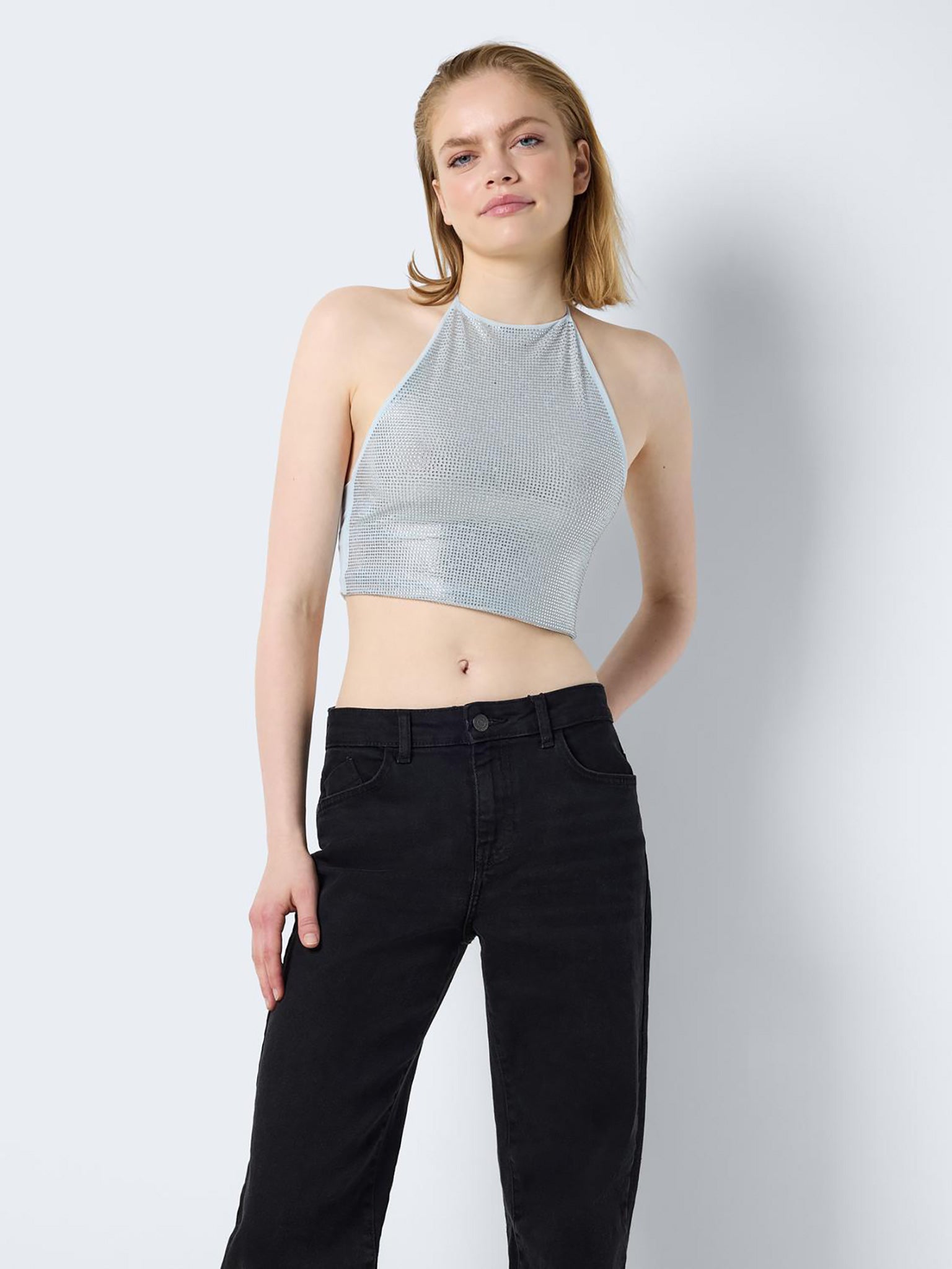 Γυναικείο top crop με στρας NMNICOLA S/L SEQUIN HALTERNECK TOP WVN 27030939 | 27030939