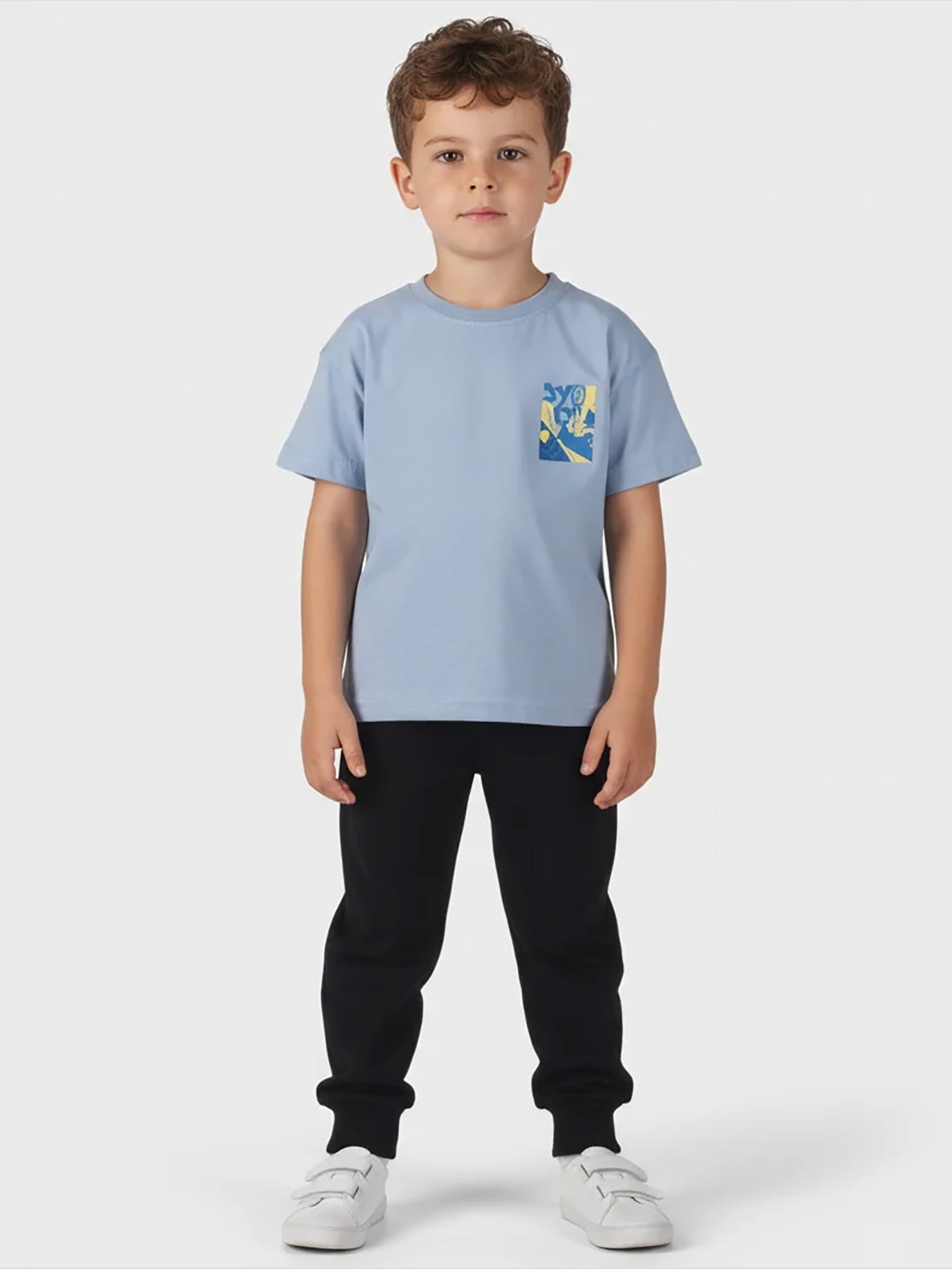 Παιδικό σύνολο με παντελόνι φόρμας | 2612110