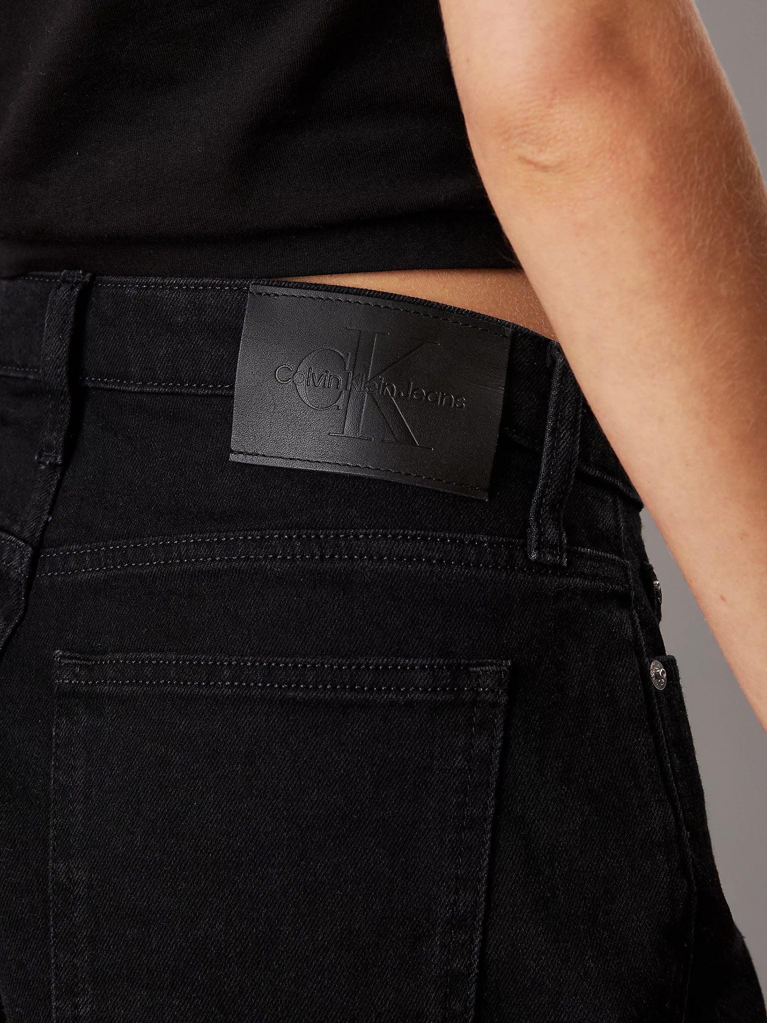 Γυναικείο σορτς τζιν 90s DENIM SHORT J20J2251541BY | J20J2251541BY