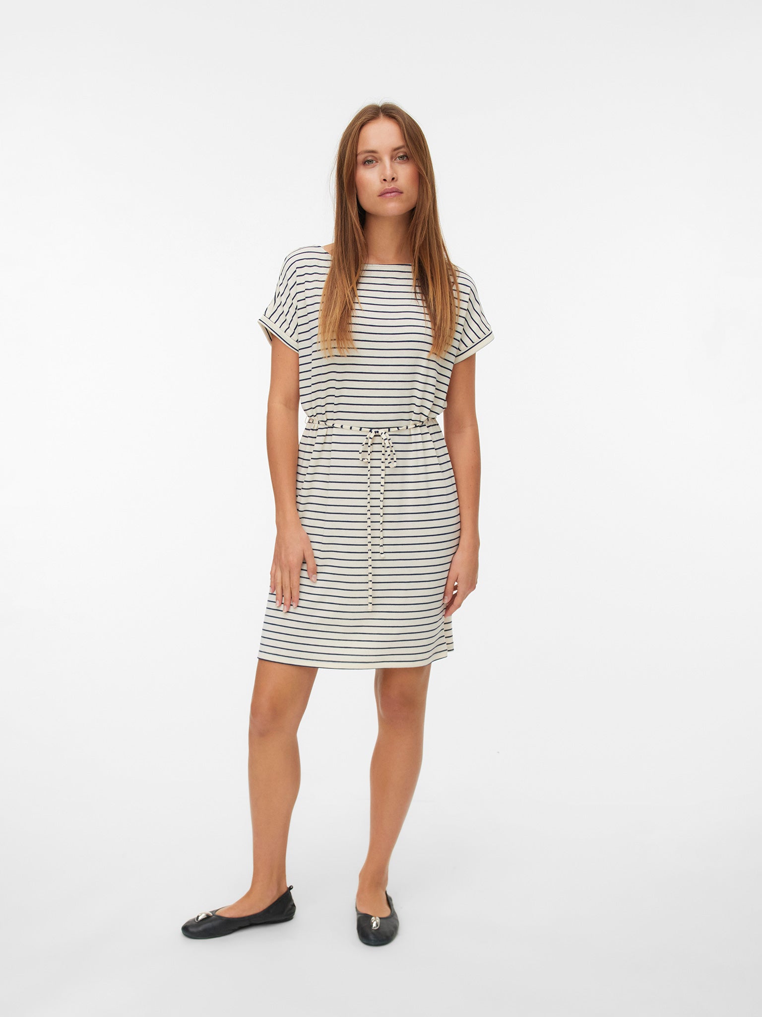 Γυναικείο φόρεμα ριγέ VMHOLLI SS BOAT-NECK SHORT DRESS 10339734 | 10339734