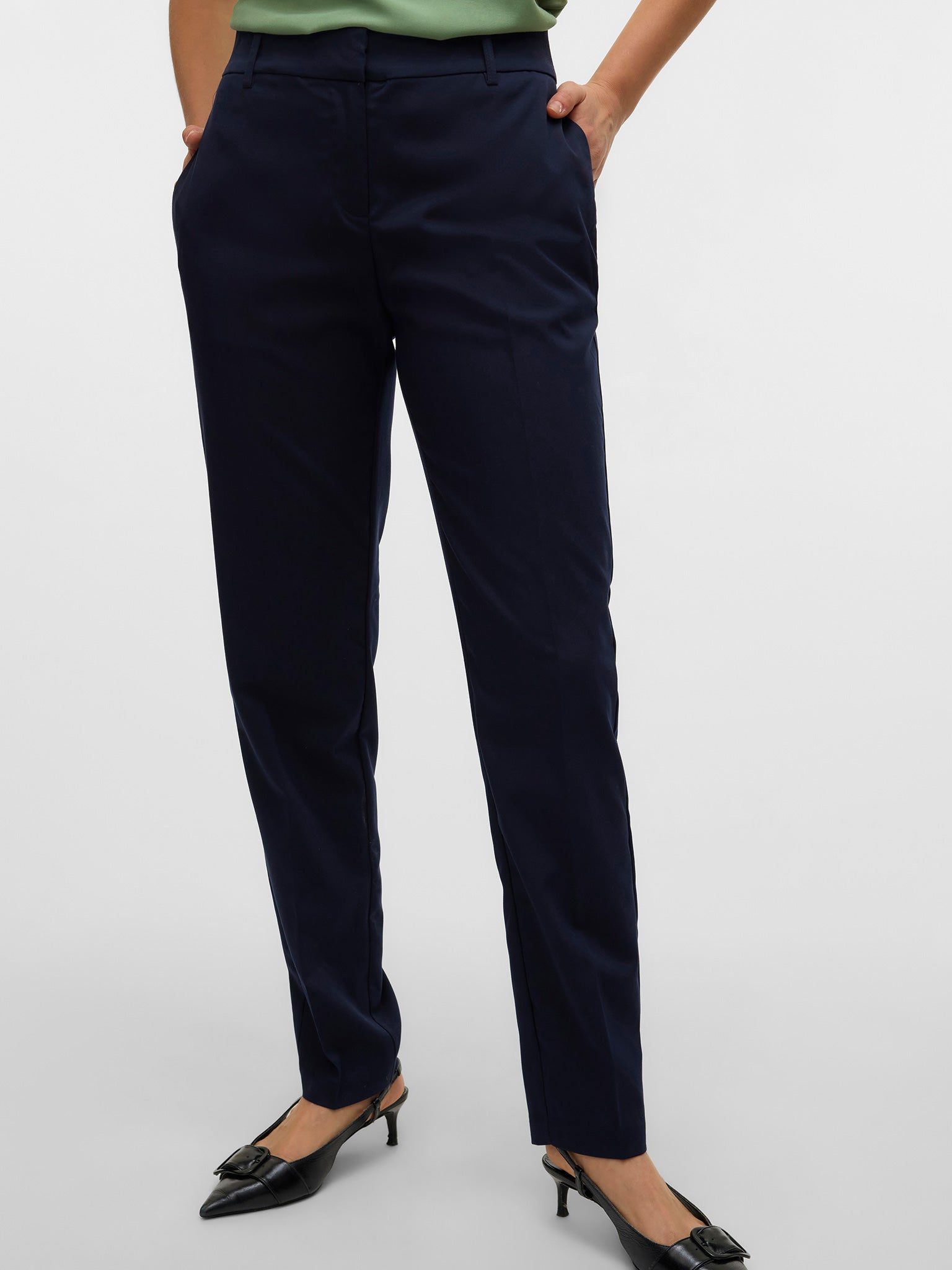 Γυναικείο παντελόνι VMNILA MW TAPERED PANT NOOS 10320940 | 10320940