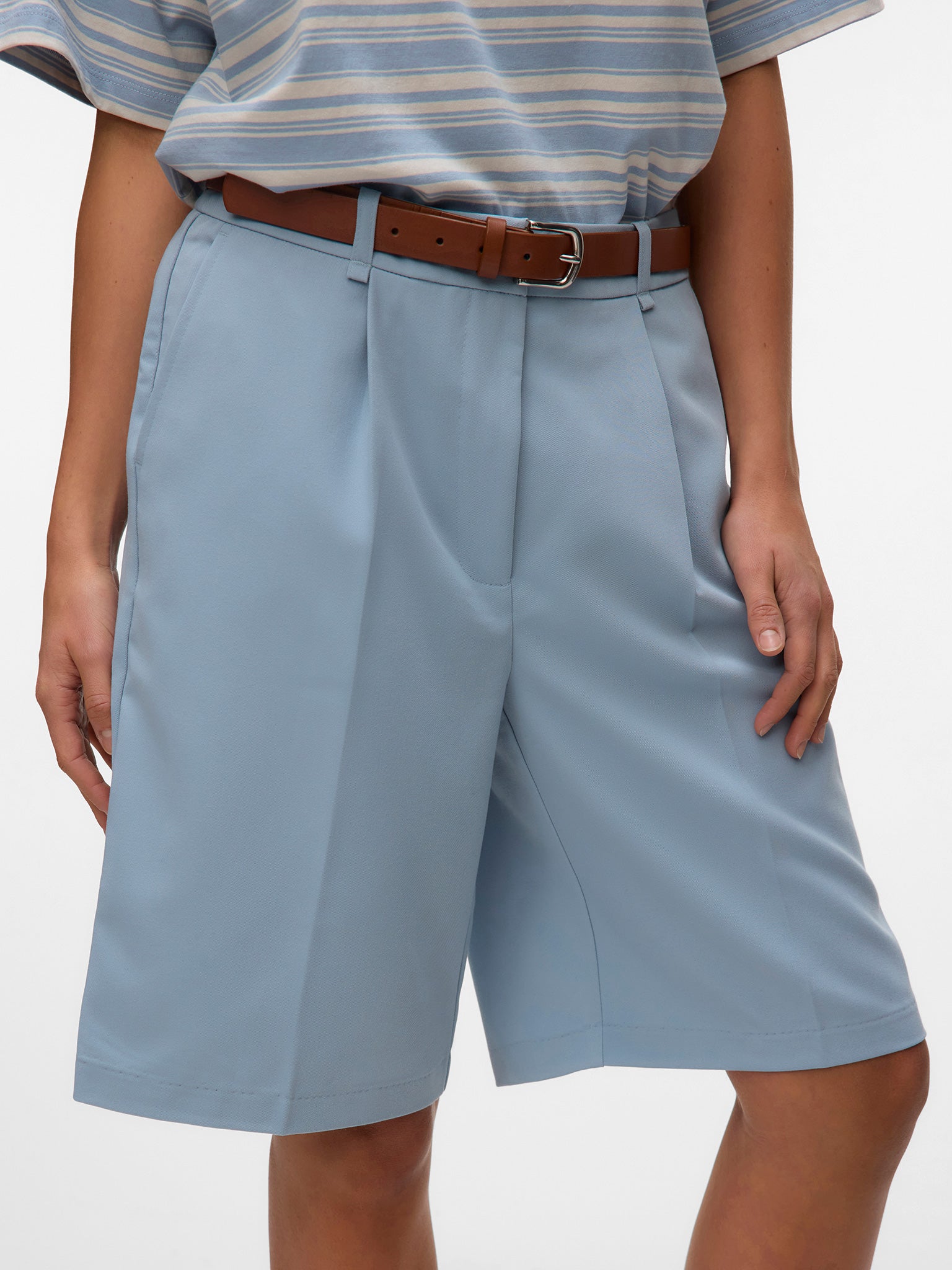 Γυναικείο σορτς AWPASSI MW KNEE SHORTS NOOS 10325303 | 10325303