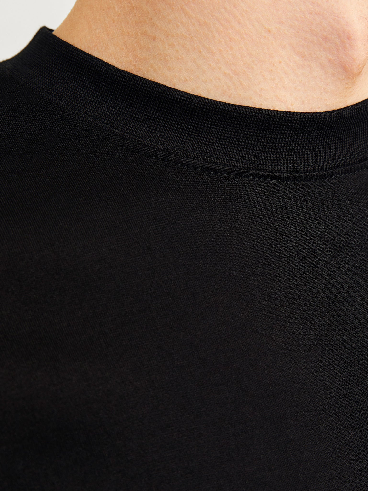 Ανδρική μπλούζα μακό JJEURBAN EDGE TEE LS O-NECK NOOS 12256422 | 12256422