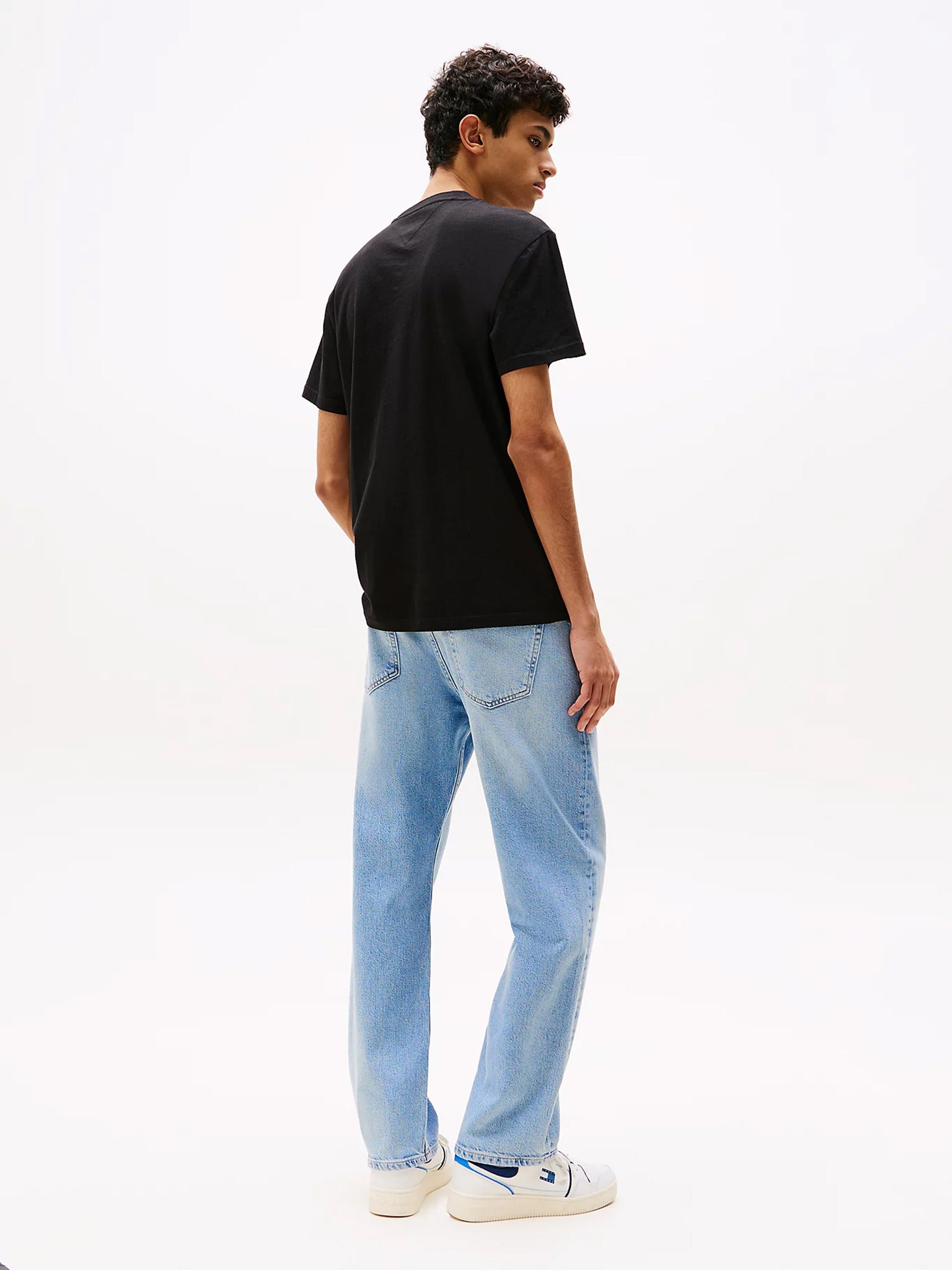 Ανδρικό t-shirt TJM REG RWB DNA DM0DM21940BDS | DM0DM21940BDS