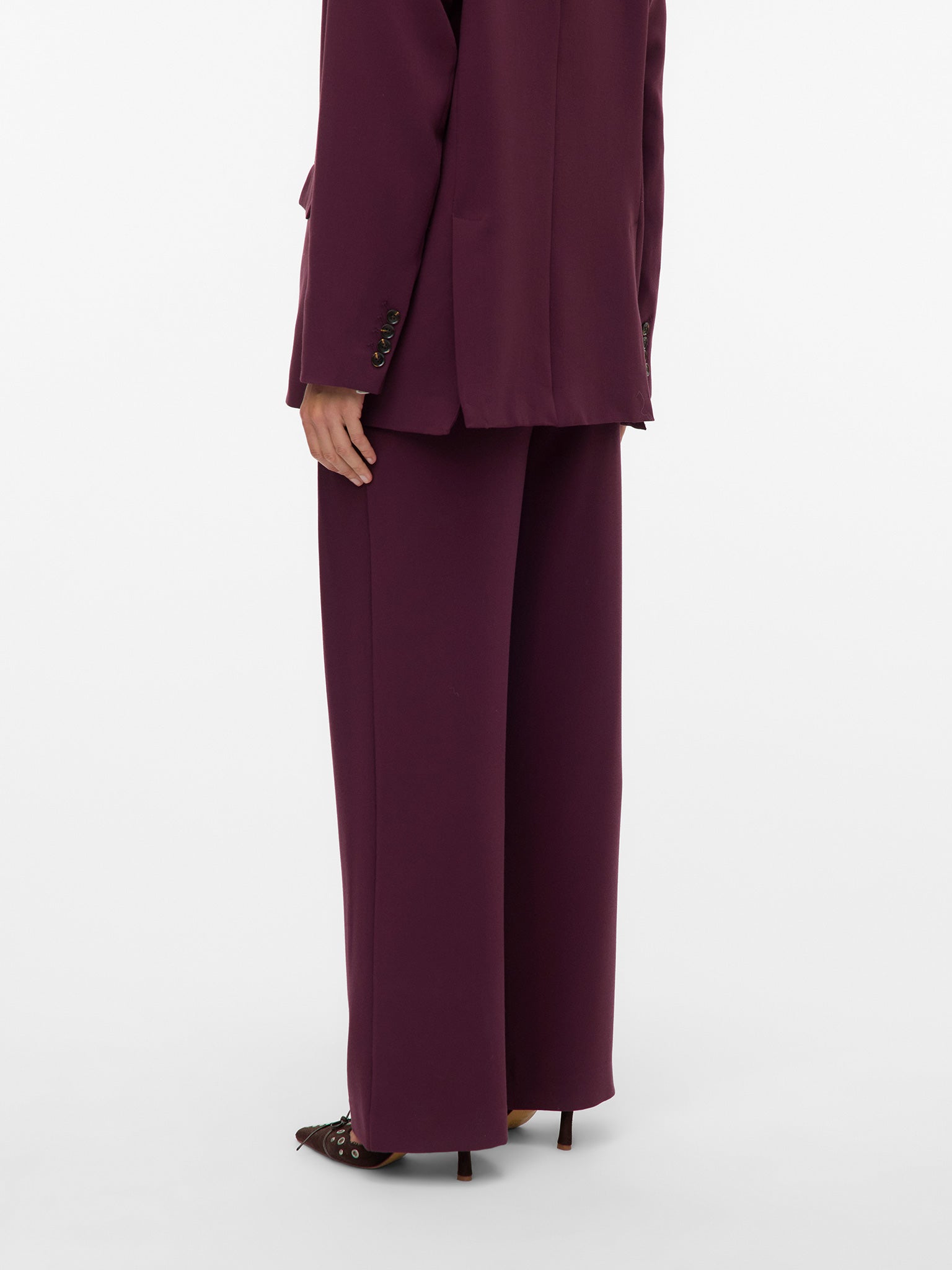 Γυναικεία παντελόνα με ζώνη VMMICHELL MW WIDE BELTED PANT 10336373 | 10336373