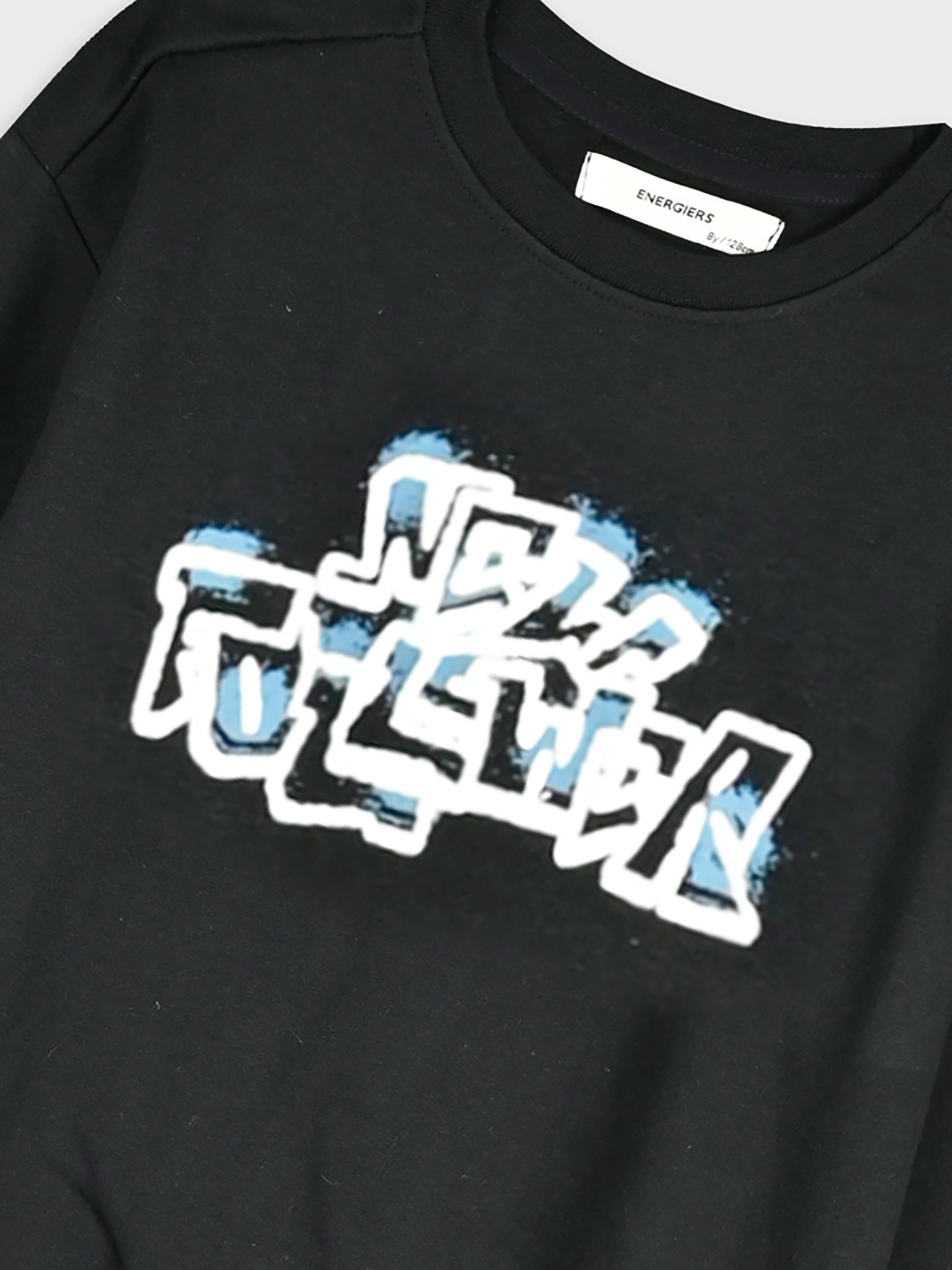 10260951-330_3.jpg